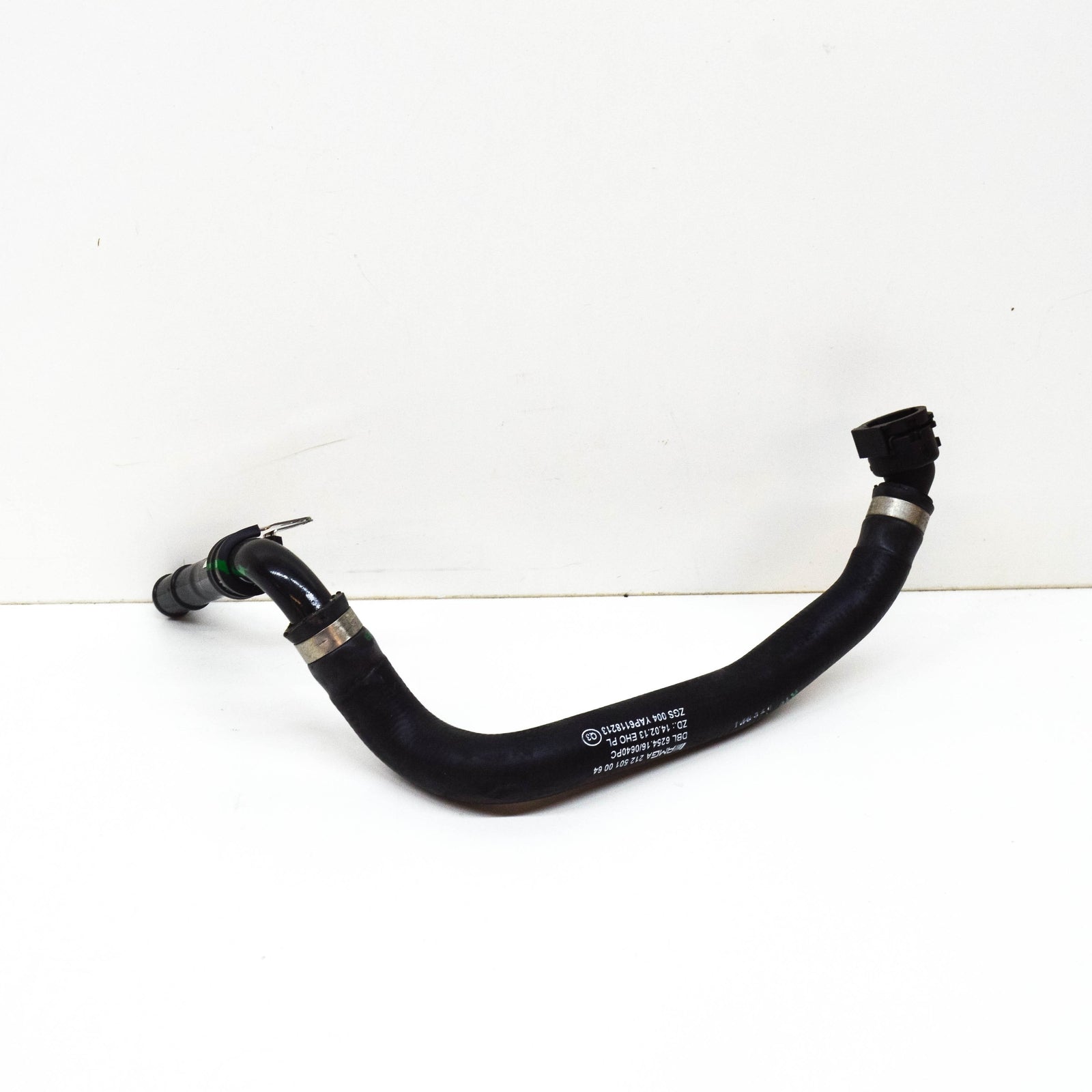 NEW MERCEDES-BENZ CLS C218 COOLANT HOSE A2125010064 ORIGINAL
