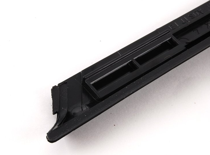 new volkswagen touareg 7l rear left sill trim strip 7l0853539b9b9 original