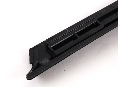 new volkswagen touareg 7l rear left sill trim strip 7l0853539b9b9 original