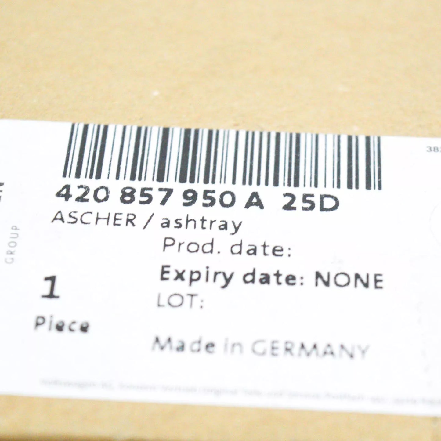 NEW AUDI R8 42 ASHTRAY WITH HOUSING 420857950A25D ORIGINAL