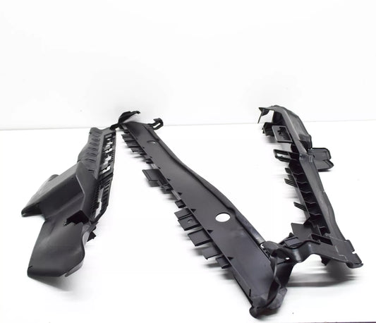 NEW MERCEDES-BENZ EQC RADIATOR AIR DUCT SEGMENT A2935050100 ORIGINAL