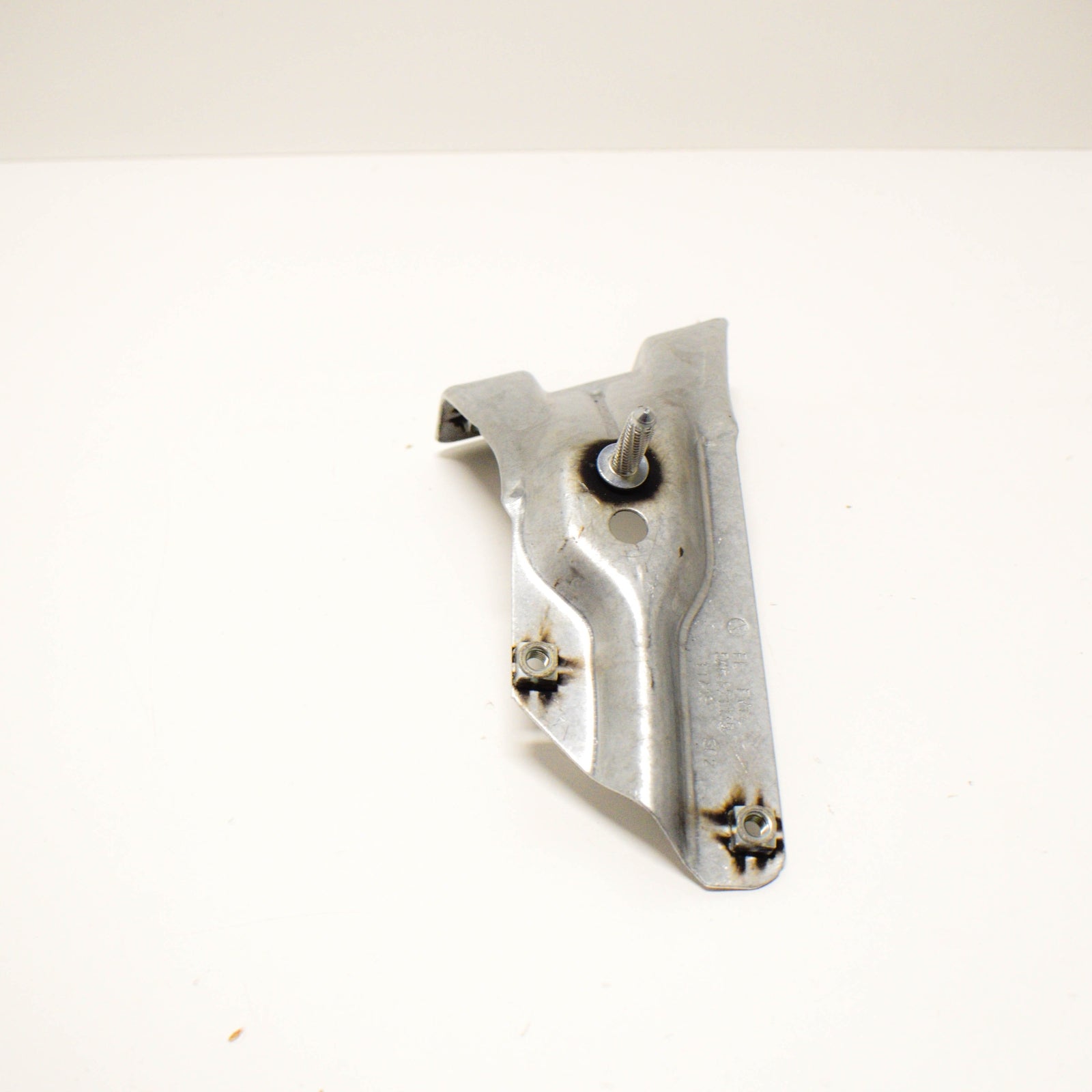 NEW VOLKSWAGEN GOLF MK6 FRONT LEFT FENDER BRACE 5K6821135 ORIGINAL