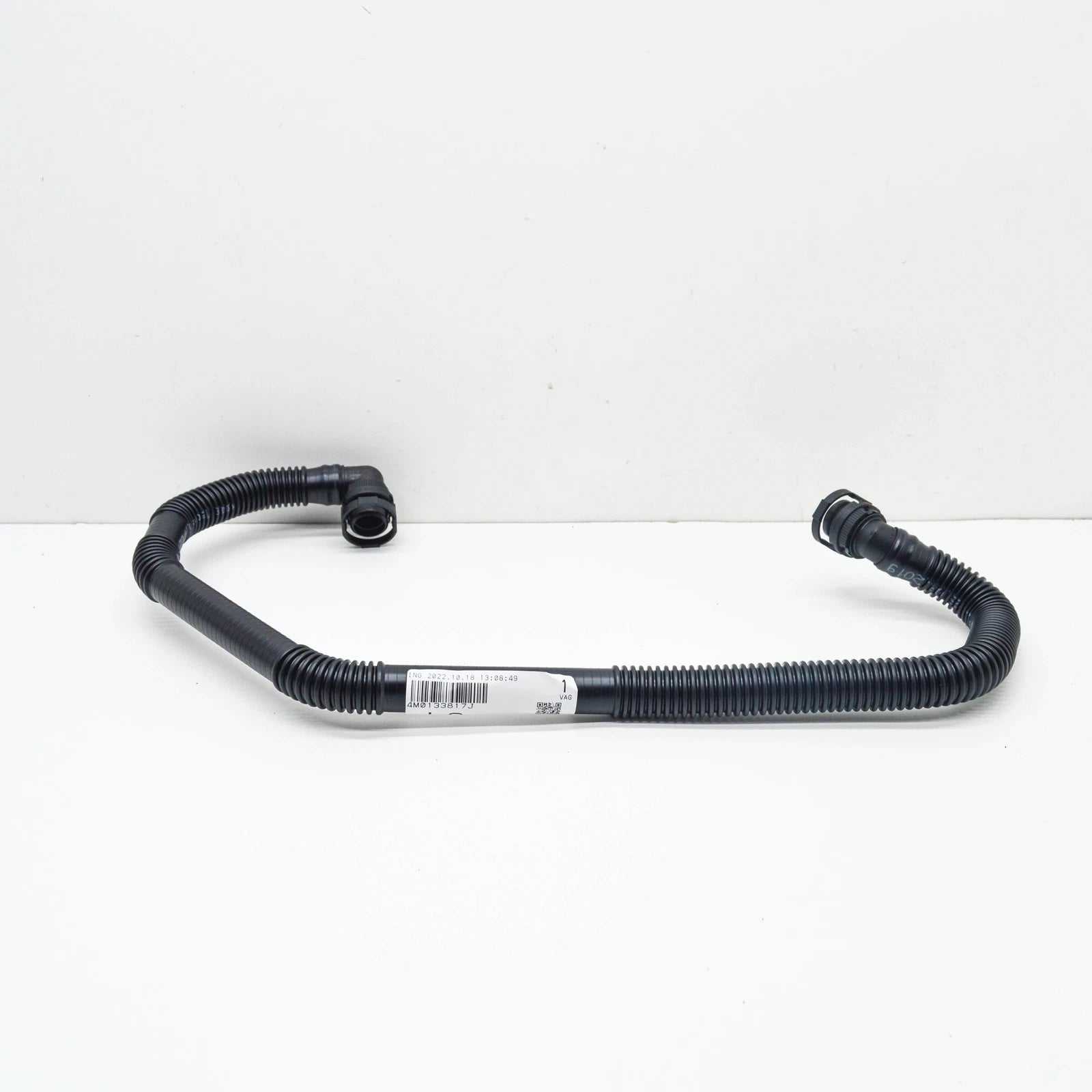 NEW AUDI Q7 4M SECONDARY AIR INJECTION OUTLER PIPE HOSE 4M0133817J