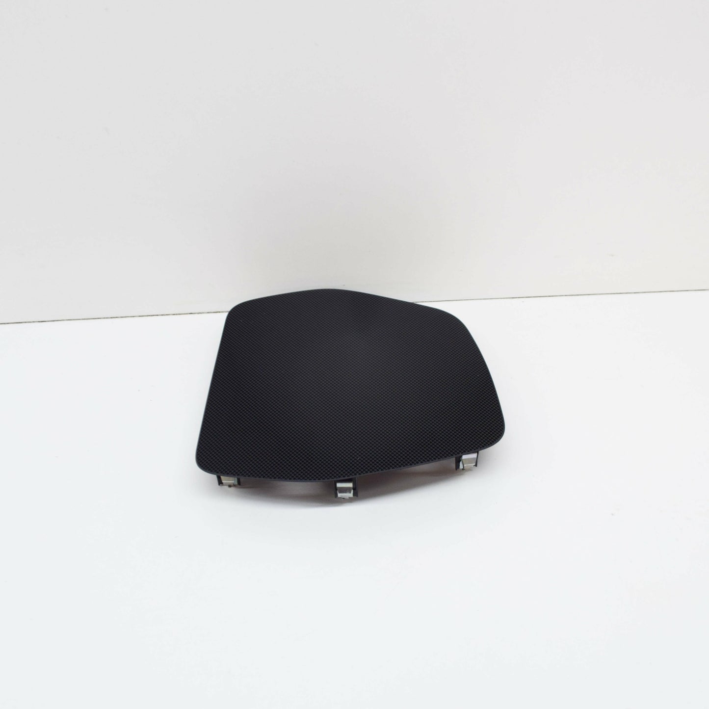 new mercedes-benz c w205 dash central loudspeaker cover a20568016079051 original