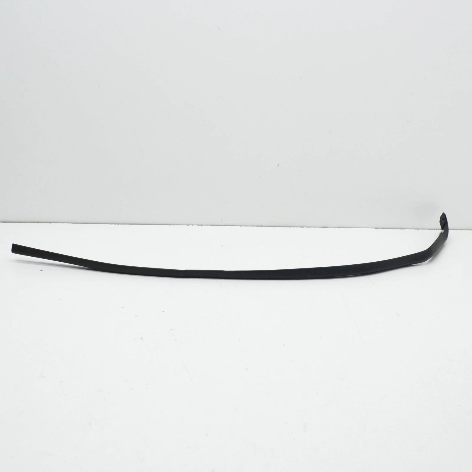 NEW BMW 7 F01 FRONT RIGHT DOOR SEALING 51767177936 ORIGINAL