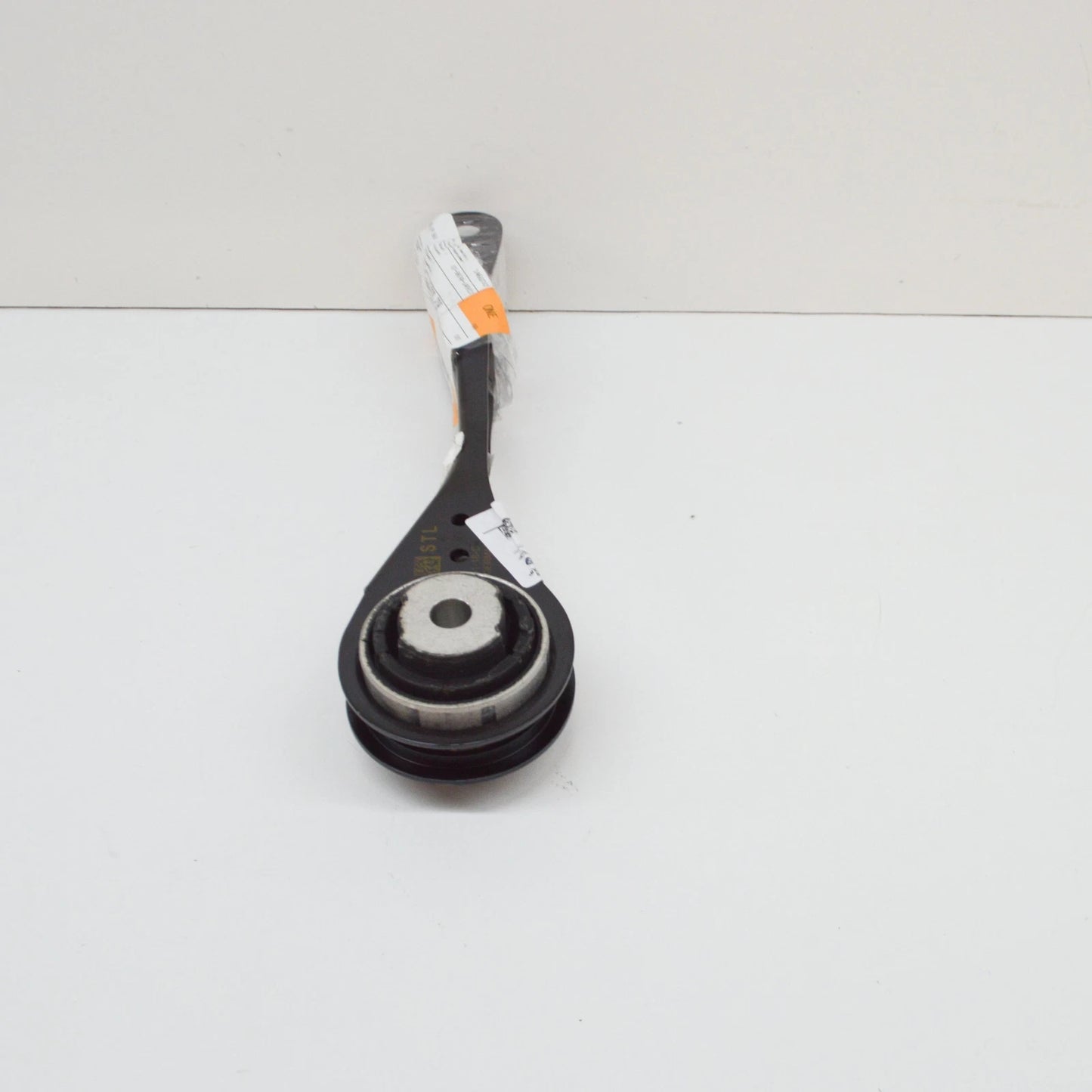 NEW BMW I8 I12 REAR AXLE ROLL-OVER STRUT WITH RUBBER MOUNT 33326862218 ORIGINAL