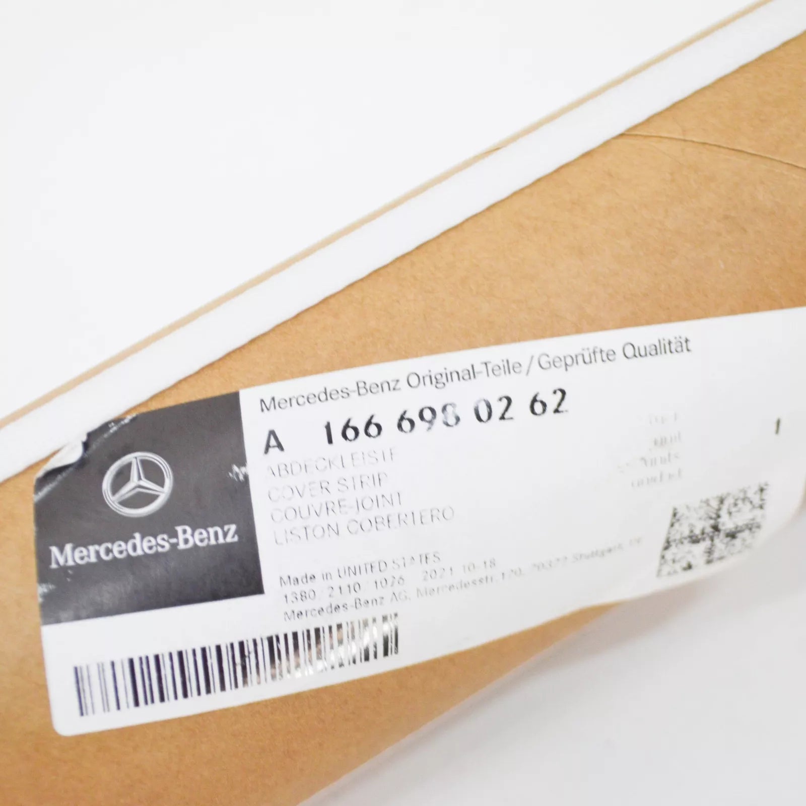 NEW MERCEDES-BENZ GLE W166 FRONT RH LOWER DOOR COVER STRIP A1666980262 ORIGINAL