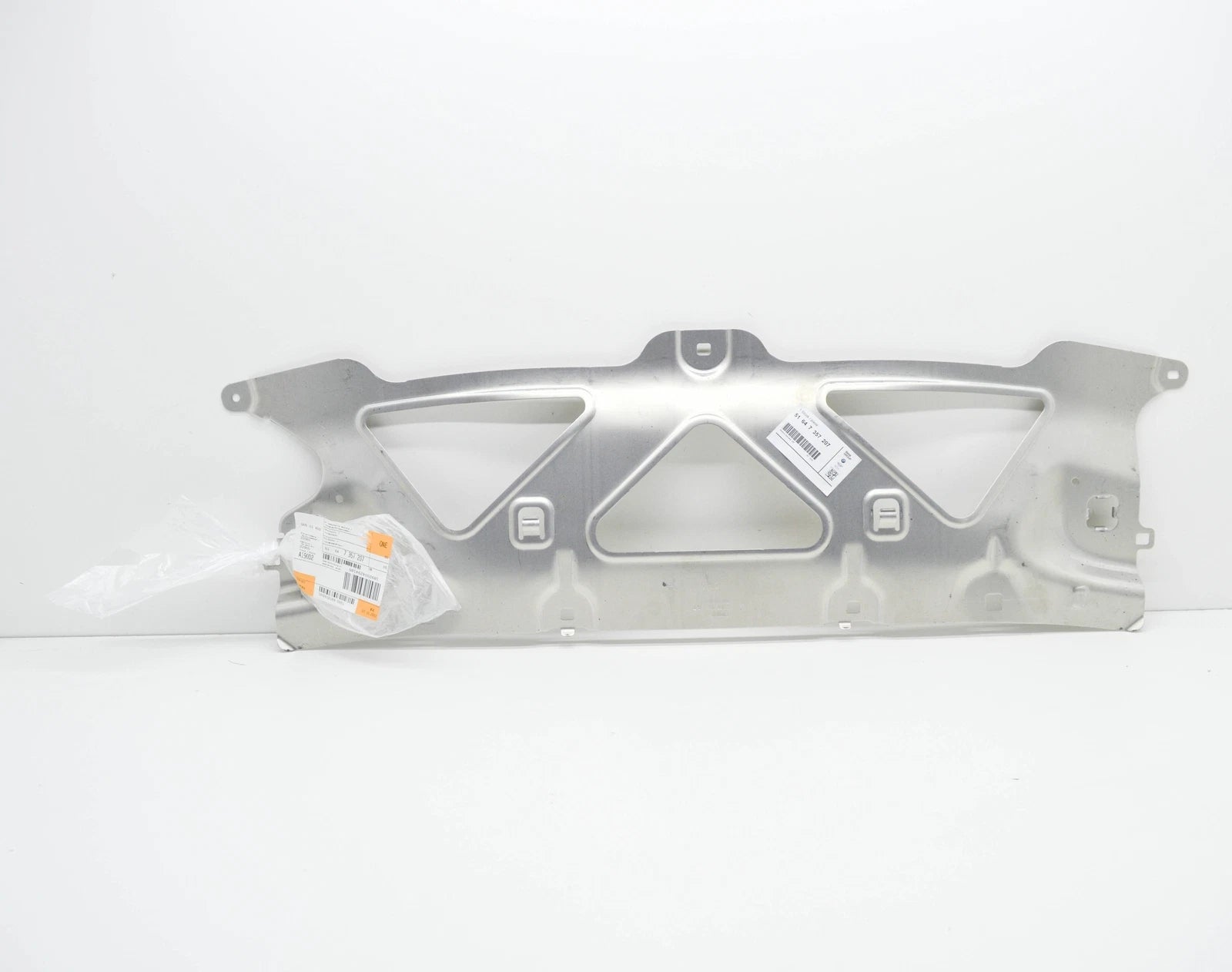 NEW BMW 7 G11 G12 FRONT BODY CROSSLINK PANEL 51647357207 ORIGINAL