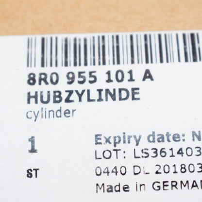 NEW AUDI Q5 8R LEFT HEADLIGHT WASHER 8R0955101A ORIGINAL