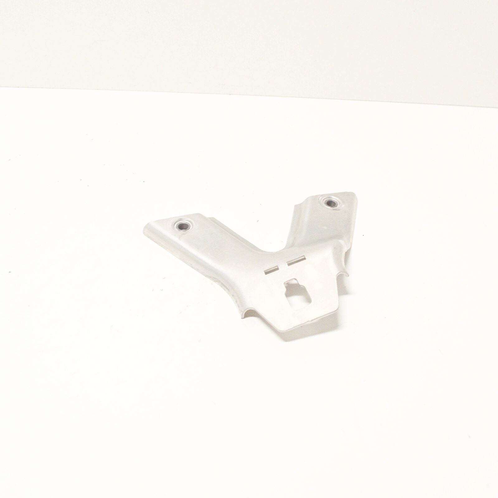 NEW MB E W213 FRONT LEFT BOTTOM CROSS MEMBER STRUT A2536201600 ORIGINAL