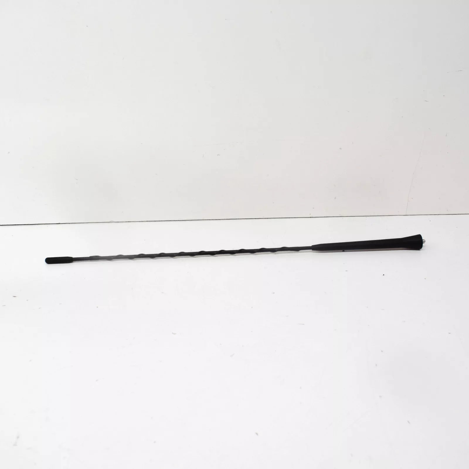 NEW BMW 3 CABRIO E46 RADIO ANTENNA 65206902689 6902689 ORIGINAL