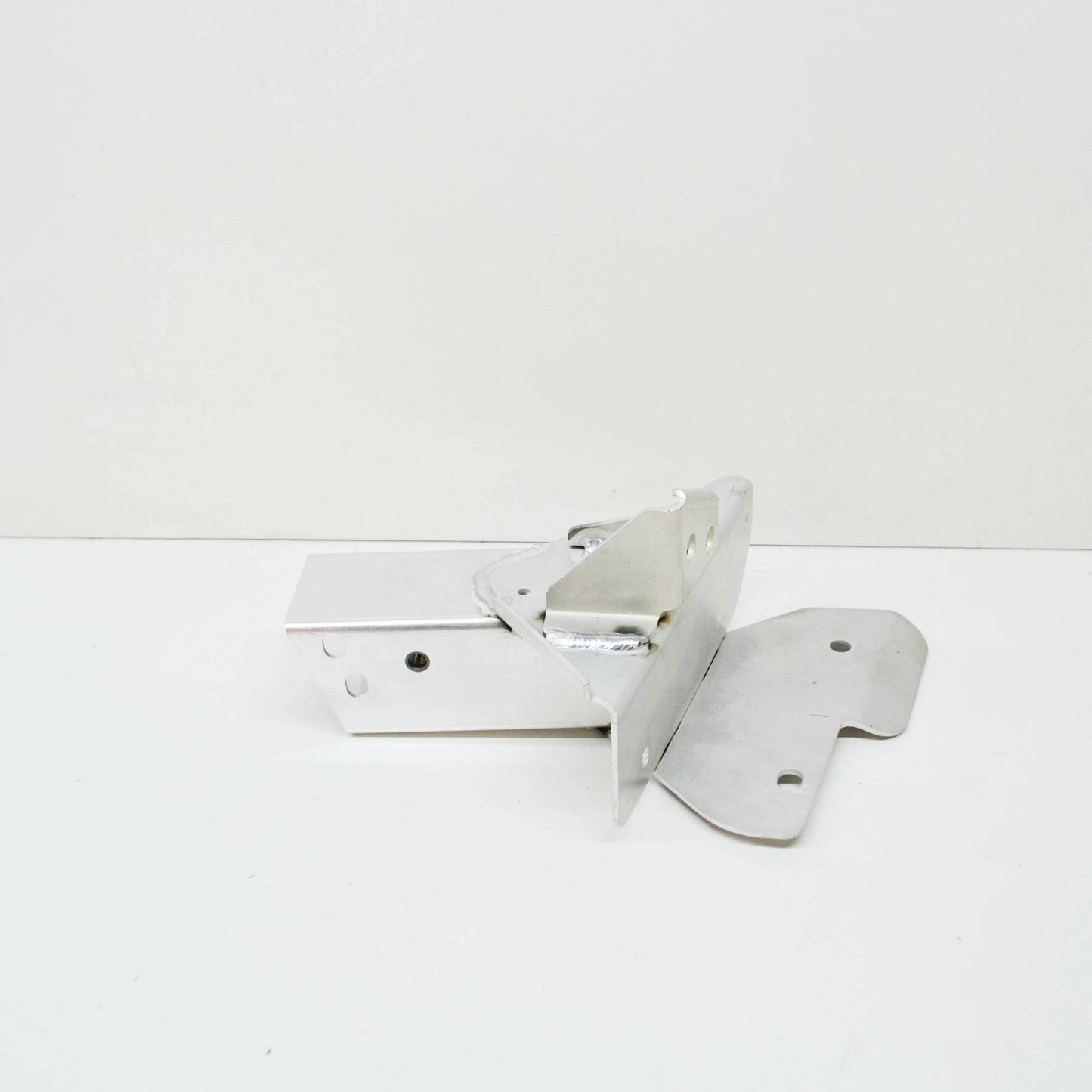 NEW AUDI R8 42 REAR BUMPER LEFT IMPACT BAR BRACKET 420807553H