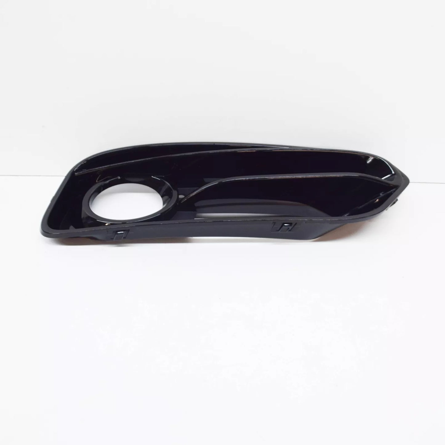 NEW BMW 1 F20 RIGHT FOG LIGHT GRILLE 51117371672 7371672 2015 ORIGINAL