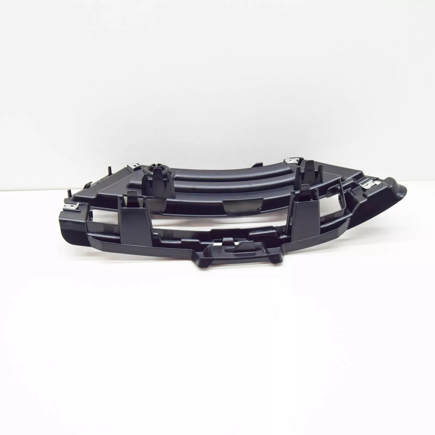 NEW MB C W204 AMG FRONT BUMPER LEFT OUTER GRILLE BRACKET A2048850824 ORIGINAL