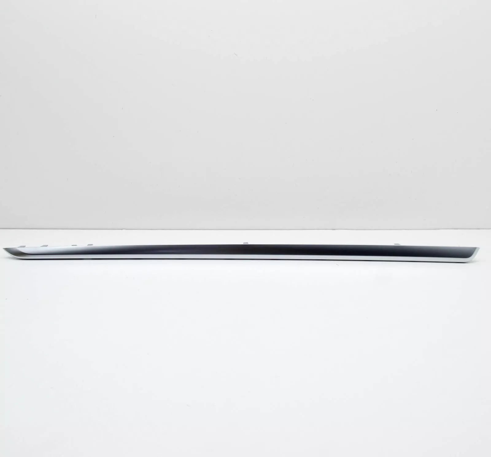 NEW BMW 3 GRAN TURISMO F34 FRONT RIGHT DOOR ACCENT STRIP 51417315332 ORIGINAL