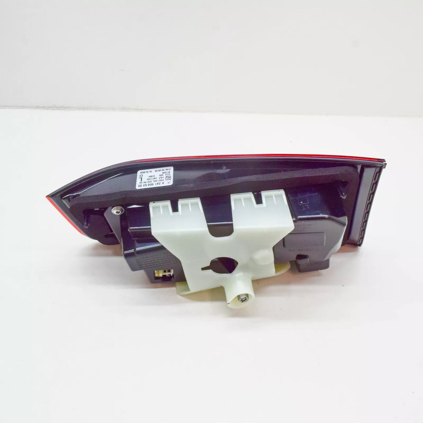 NEW MERCEDES-BENZ GLB X247 REAR LEFT SIDE INNER TAILLIGHT A2479065300 ORIGINAL