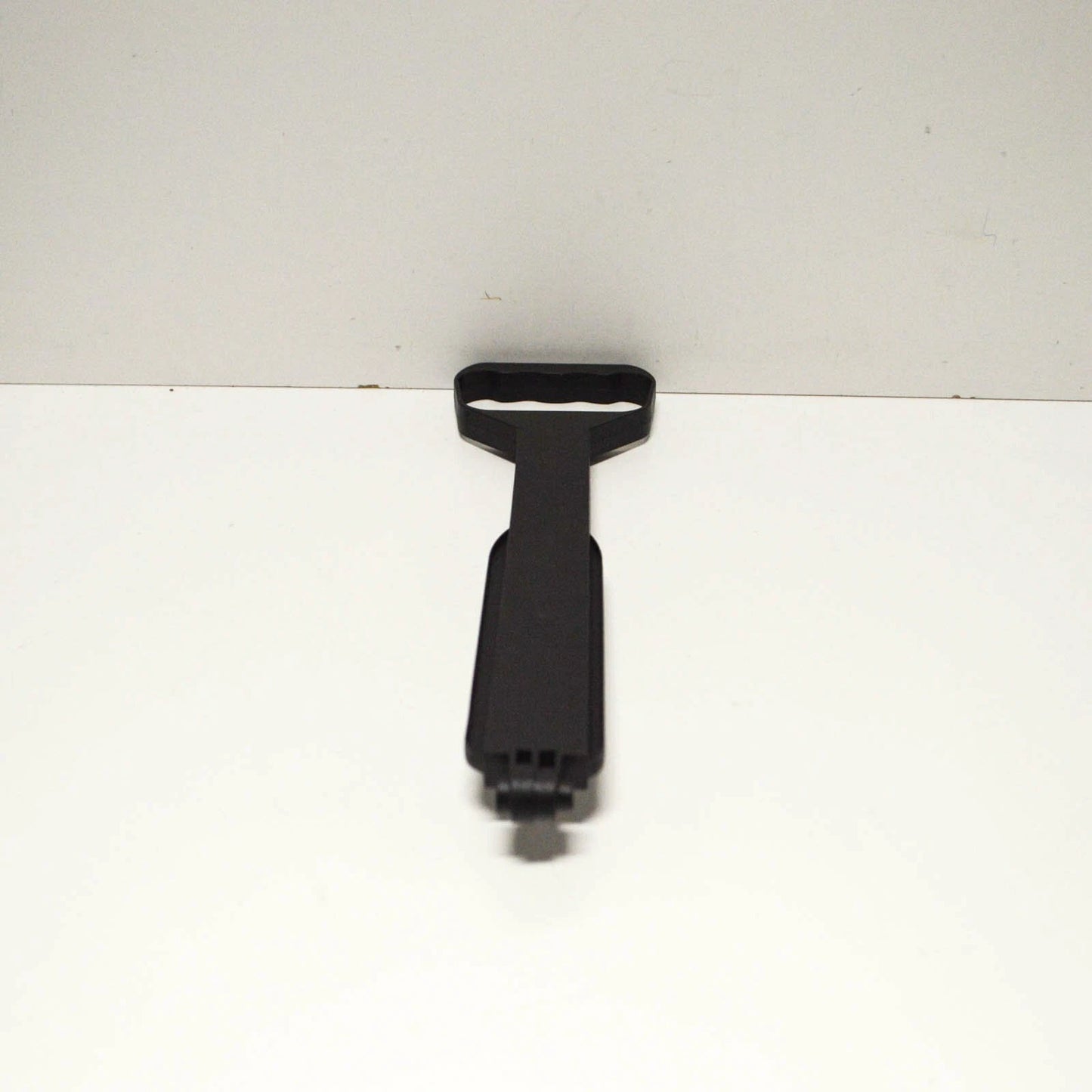 NEW BMW X3 E83 EMERGENCY WHEEL MOUNTING HANDLE 51717030528 ORIGINAL
