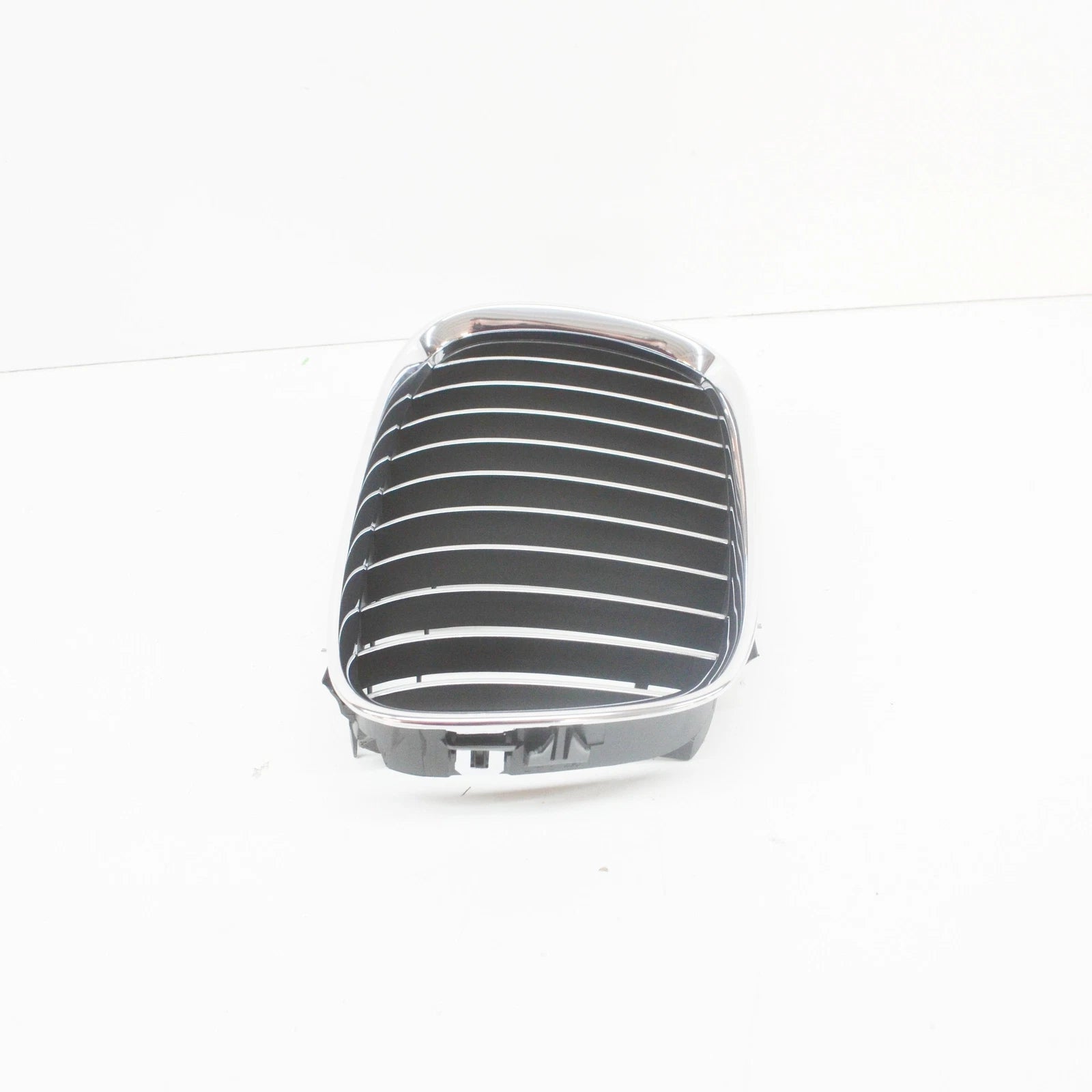NEW BMW E39 FRONT RADIATOR KIDNEY CHROME GRILLE LEFT 8184531 51138184531