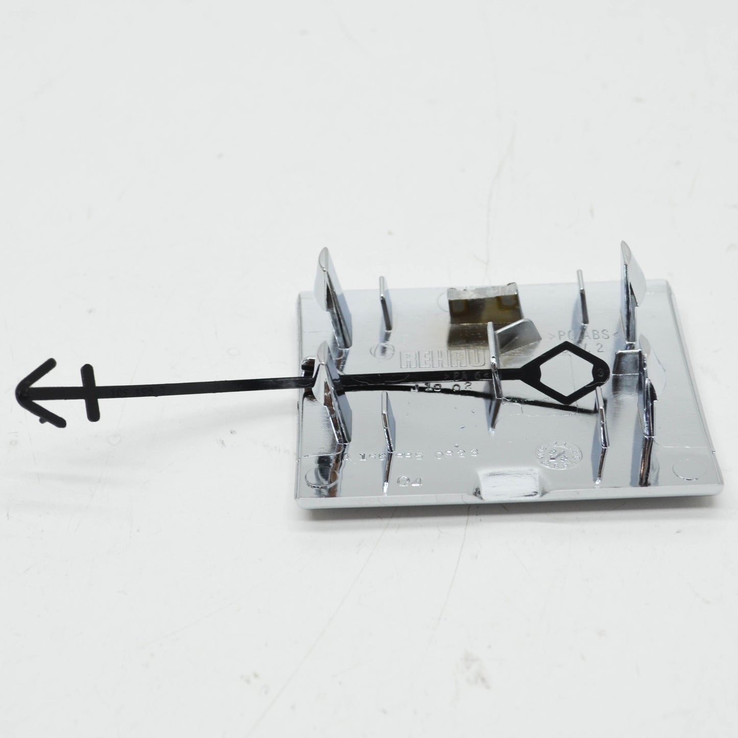 NEW MB GLS X166 REAR BUMPER TOW HOOK EYE COVER CAP A1668851201 ORIGINAL