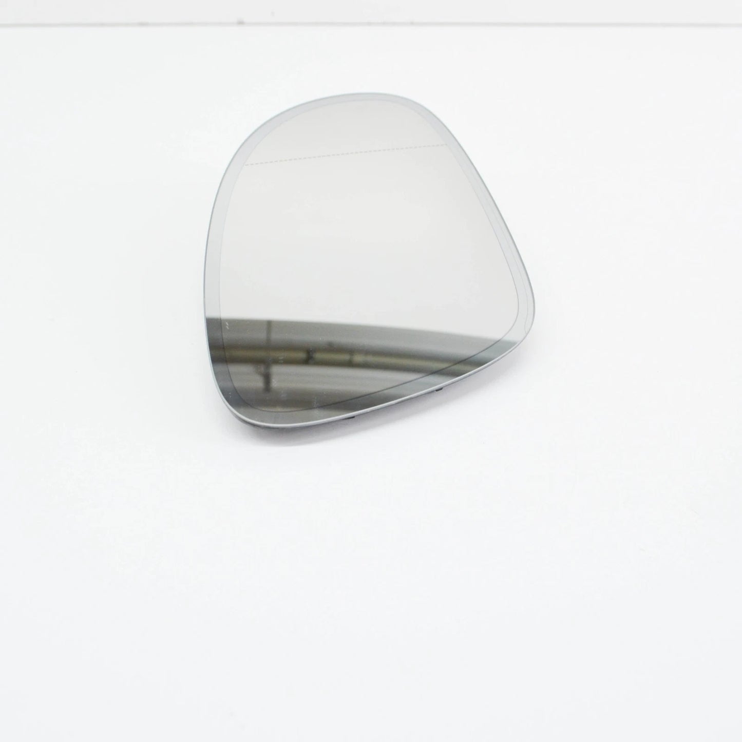NEW VW GOLF V 1K MK5 FRONT RIGHT DOOR MIRROR GLASS RHD 5M0857522J ORIGINAL