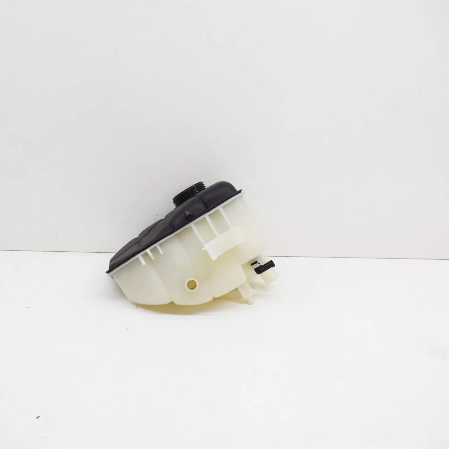 NEW MB C W203 AMG COOLING WATER EXPANSION RESERVOIR TANK A2035000249 ORIGINAL