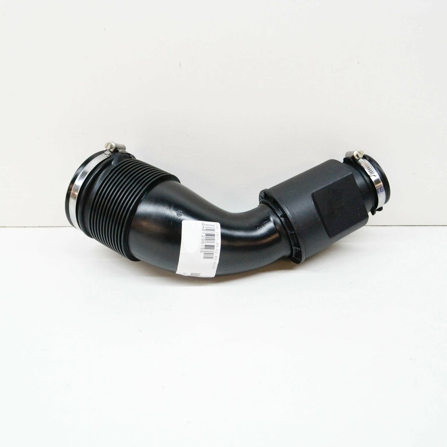 NEW AUDI A8 D4 LEFT REAR AIR INTAKE PIPE 4H0129615E