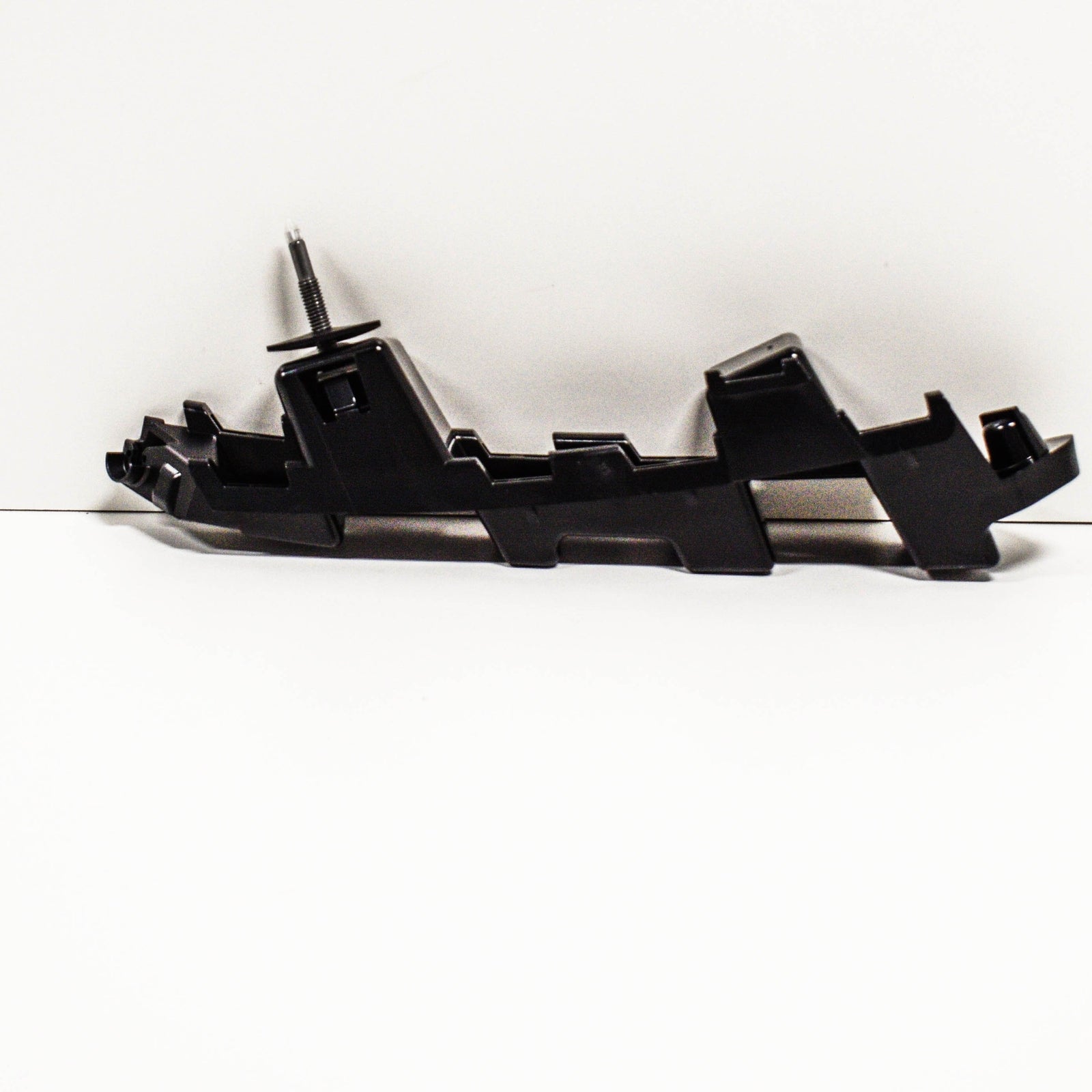 NEW MERCEDES BENZ C W205 REAR BUMPER LEFT HOLDER BRACKET A2058800503 ORIGINAL