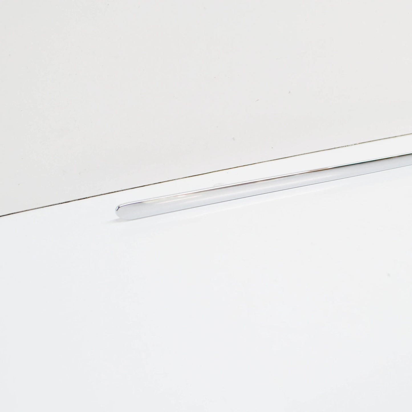 NEW MB S-CLASS W221 REAR LEFT DOOR LOWER MOULDING CHROME A2216904580 ORIGINAL