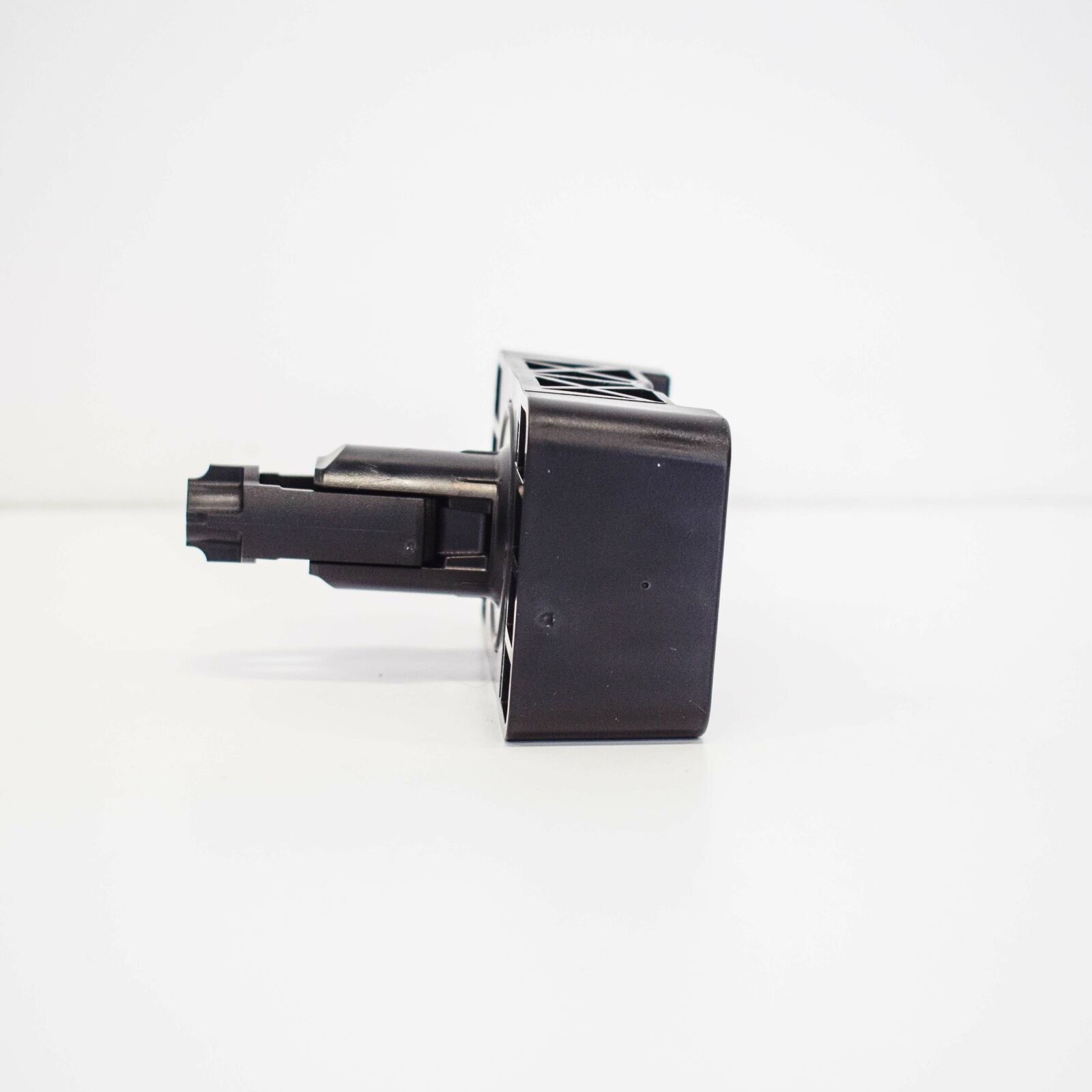 NEW MB GLK-CLASS X204 FRONT RIGHT CAR MOUNTING JACK PAD A2046900009 2015