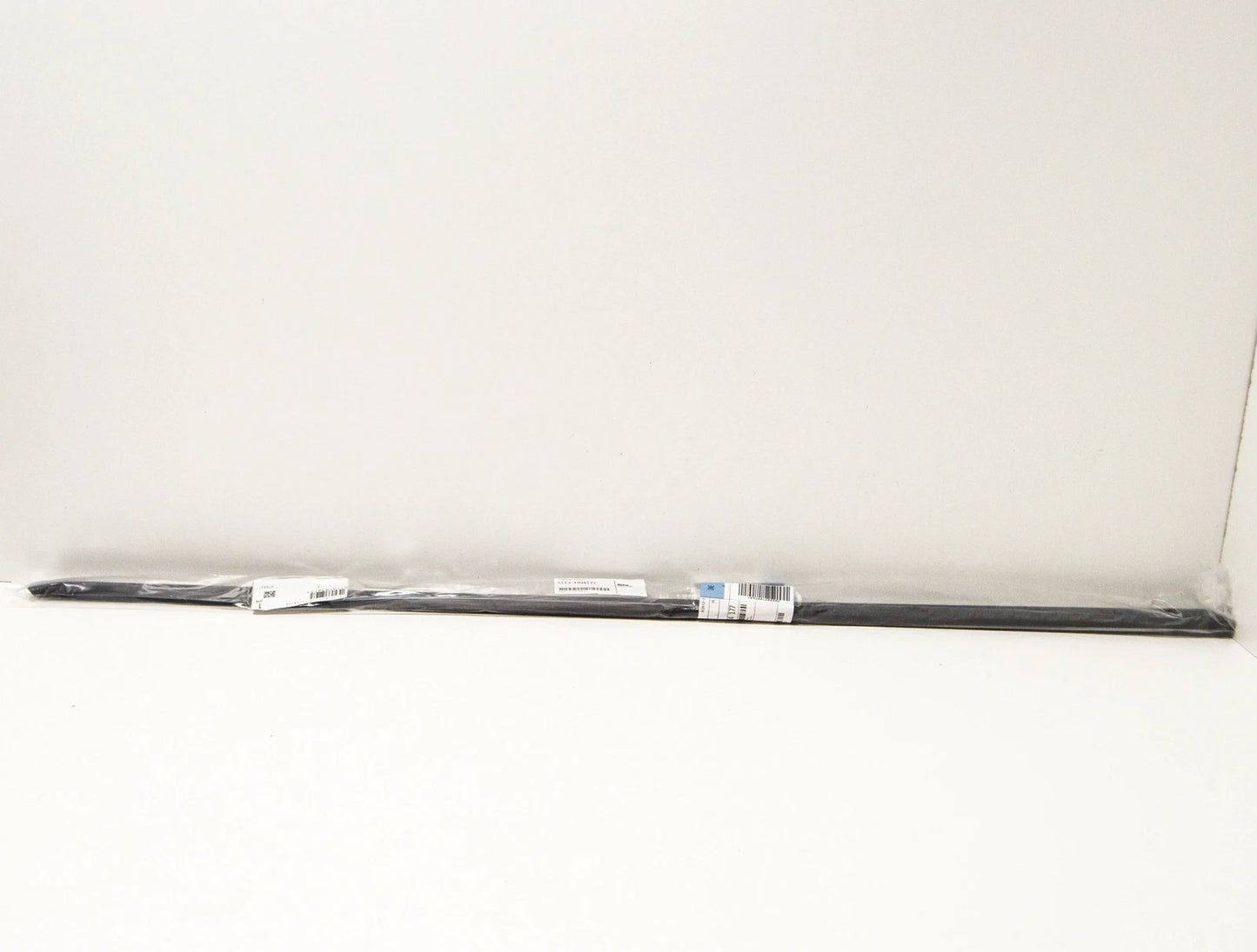 NEW BMW 5 E34 FRONT LEFT DOOR MOULDING 51131934177 ORIGINAL