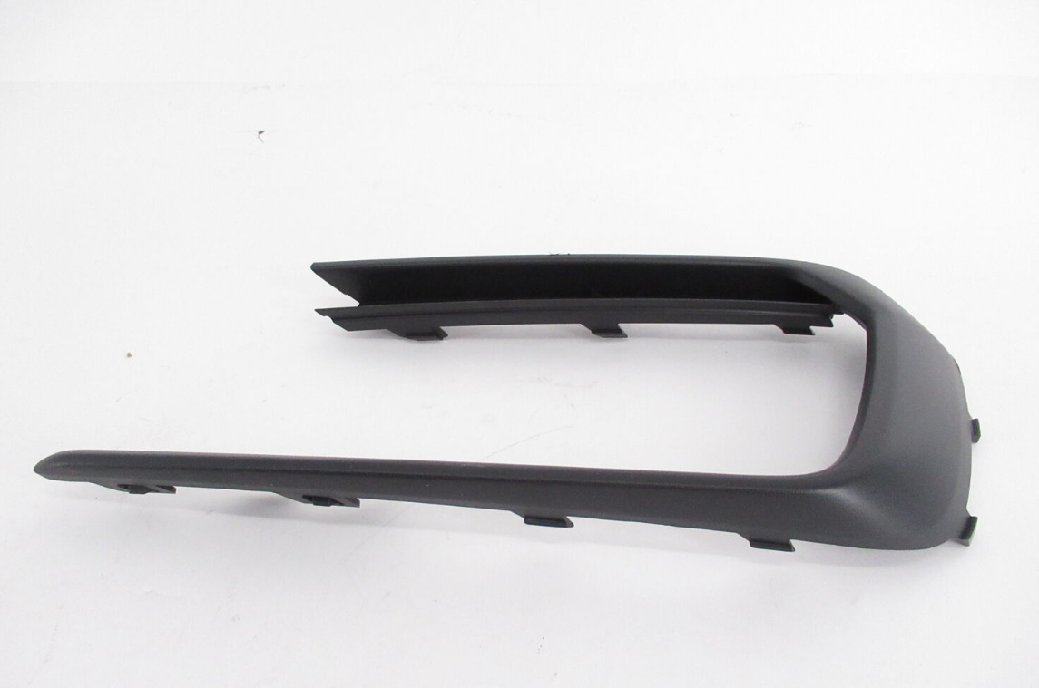 NEW VW JETTA A6 FRONT BUMPER RIGHT FOG LIGHT GRILLE FRAME 5C6853666F9B9 ORIGINAL