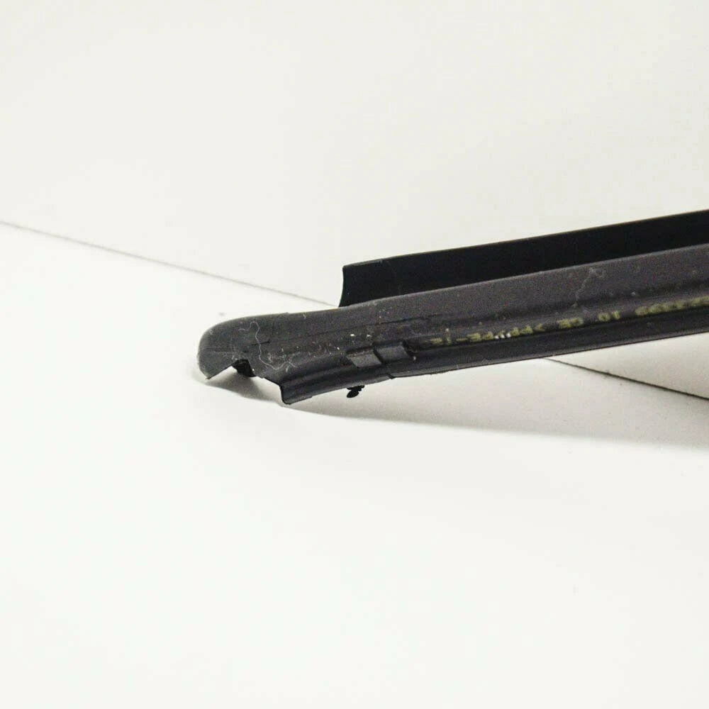 NEW BMW 5 E60 REAR WINDOW RUBBER SEAL STRIP 51317115413 7115413 ORIGINAL