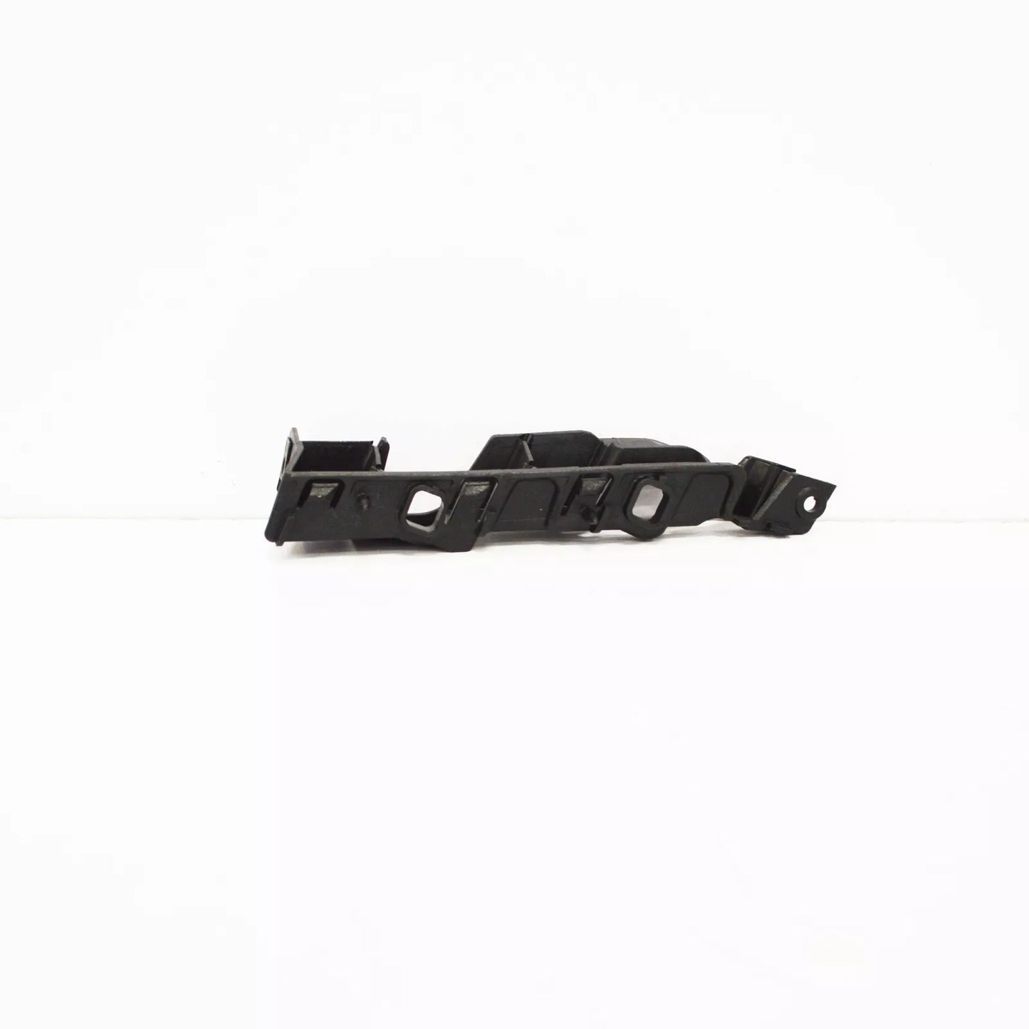 NEW AUDI A6 C7 FRONT RIGHT BUMPER BRACKET 4G0807284 ORIGINAL