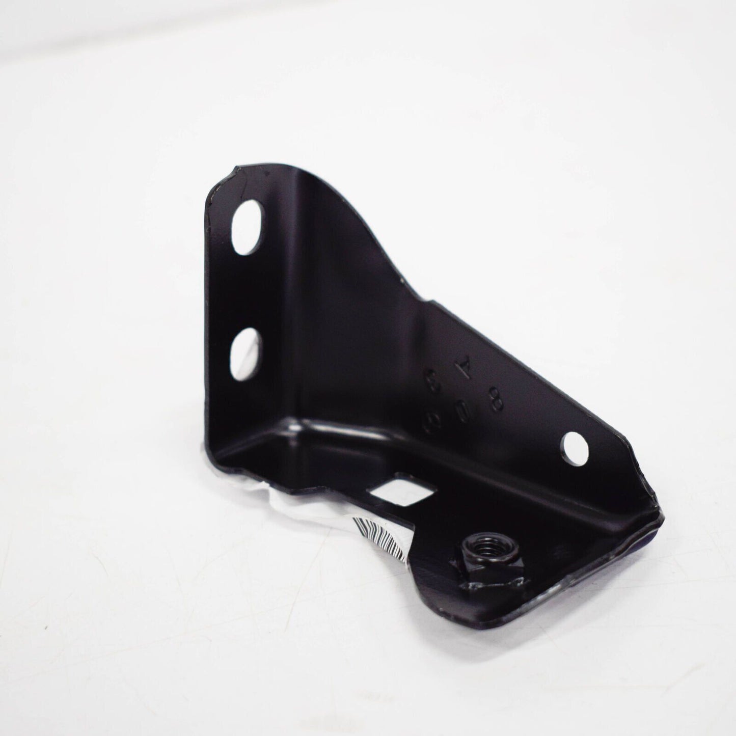 NEW MERCEDES-BENZ S-CLASS W221 RADIATOR LEFT MOUNT BRACKET A2216200183 ORIGINAL