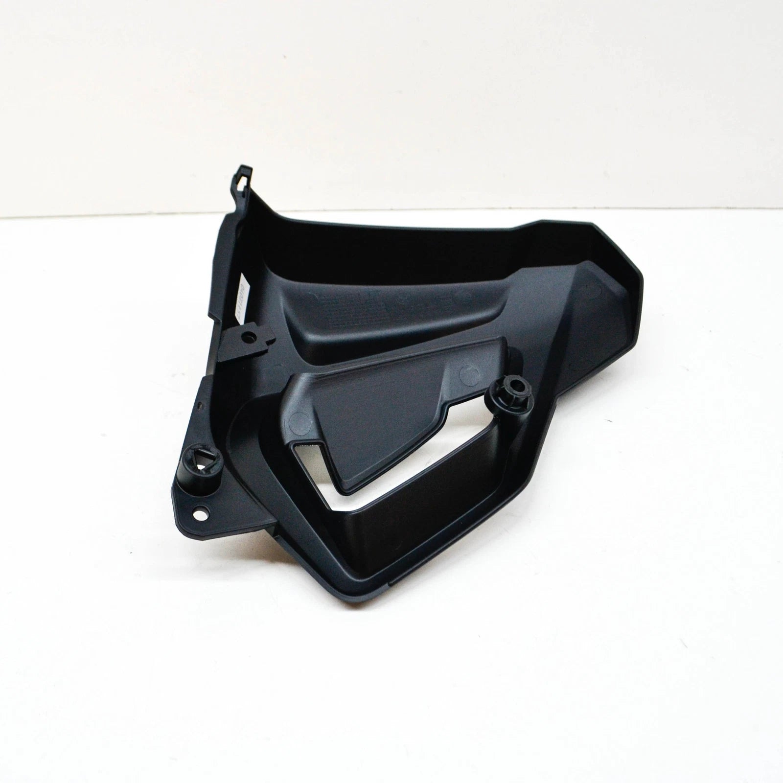 NEW BMW F K7X 800 R 15 LEFT RADIATOR COVER 46638546357 ORIGINAL