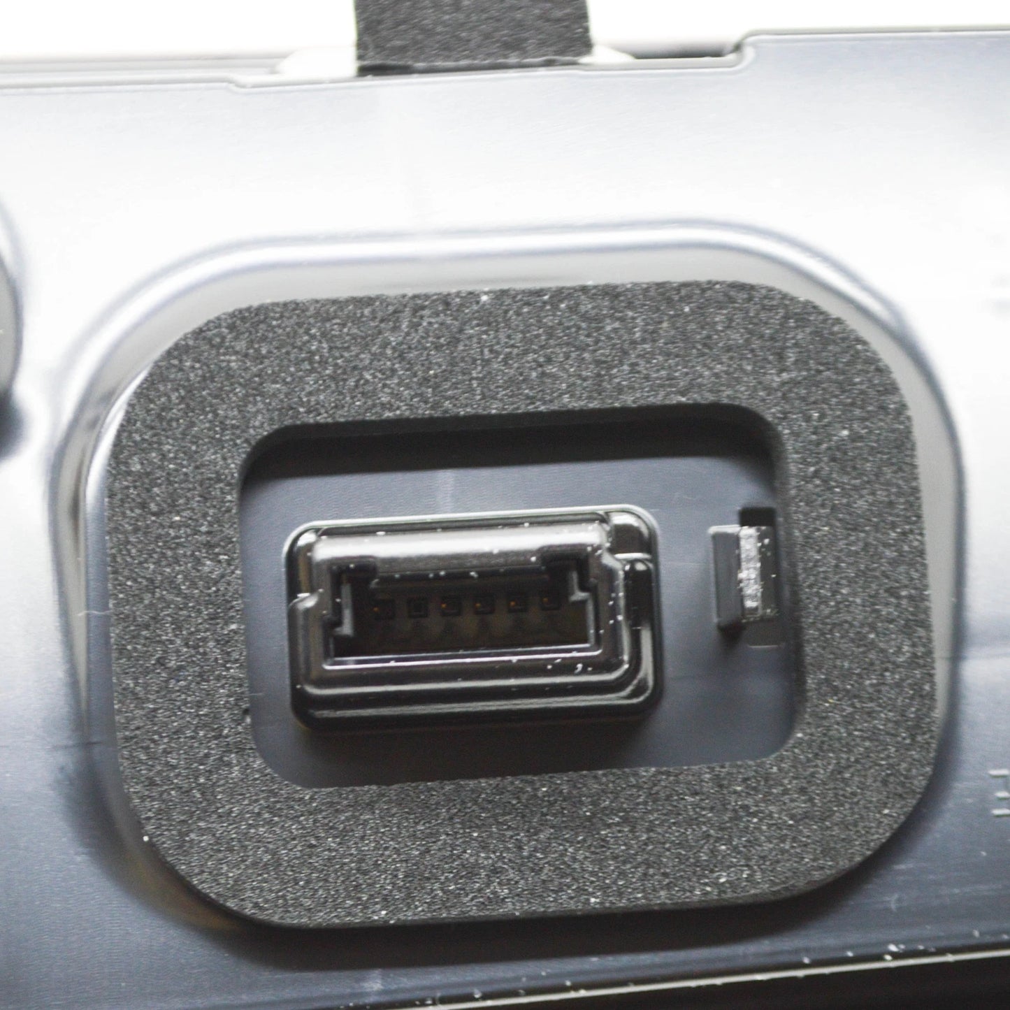 NEW BMW 2 GRAN COUPE F44 REAR LEFT TRUNK LED INNER LIGHT LHD 63217465469