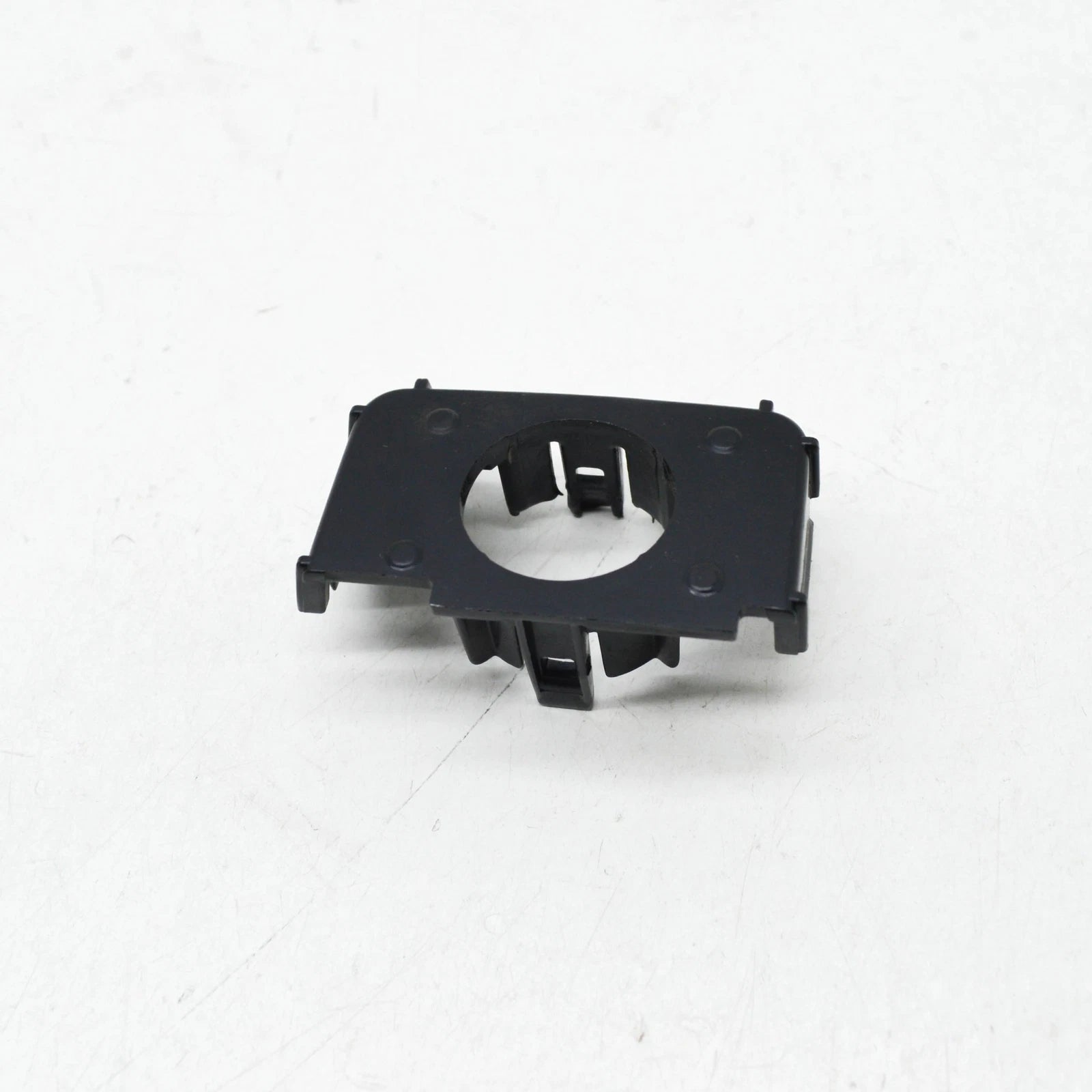 NEW VW TIGUAN AD1 FRONT LEFT PARKTRONIC HOLDER 5NA919493E NE W ORIGINAL