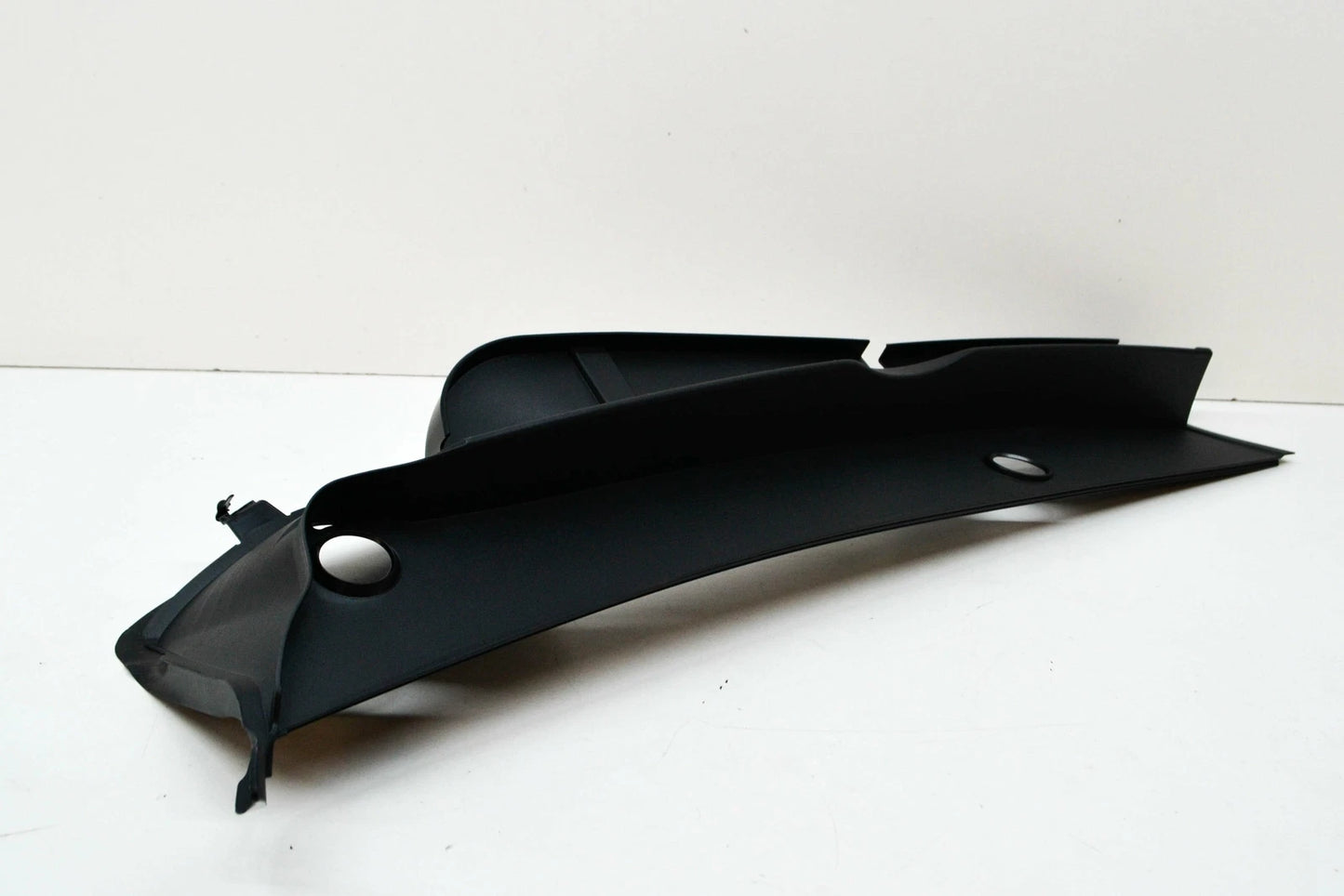 NEW VOLKSWAGEN TOURAN 5T LEFT PLENUM CHAMBER COVER LHD 5TB819403D9B9