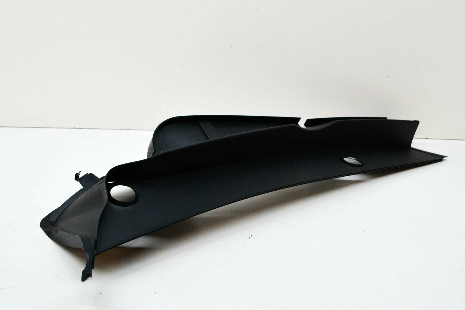 NEW VOLKSWAGEN TOURAN 5T LEFT PLENUM CHAMBER COVER LHD 5TB819403D9B9