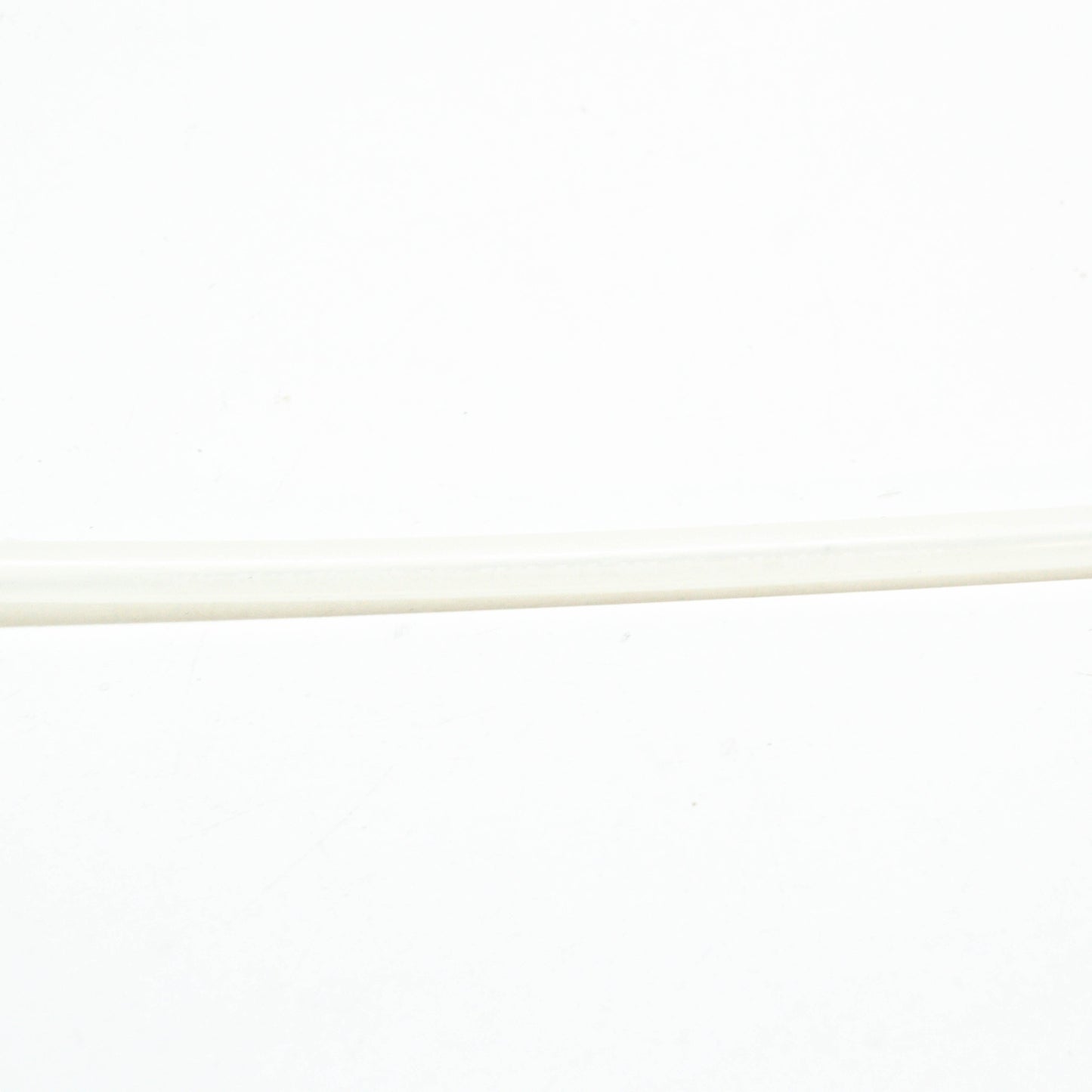 NEW MERCEDES-BENZ E-CLASS W124 FUEL PUMP LINE TO FUEL FILTER A6060700032