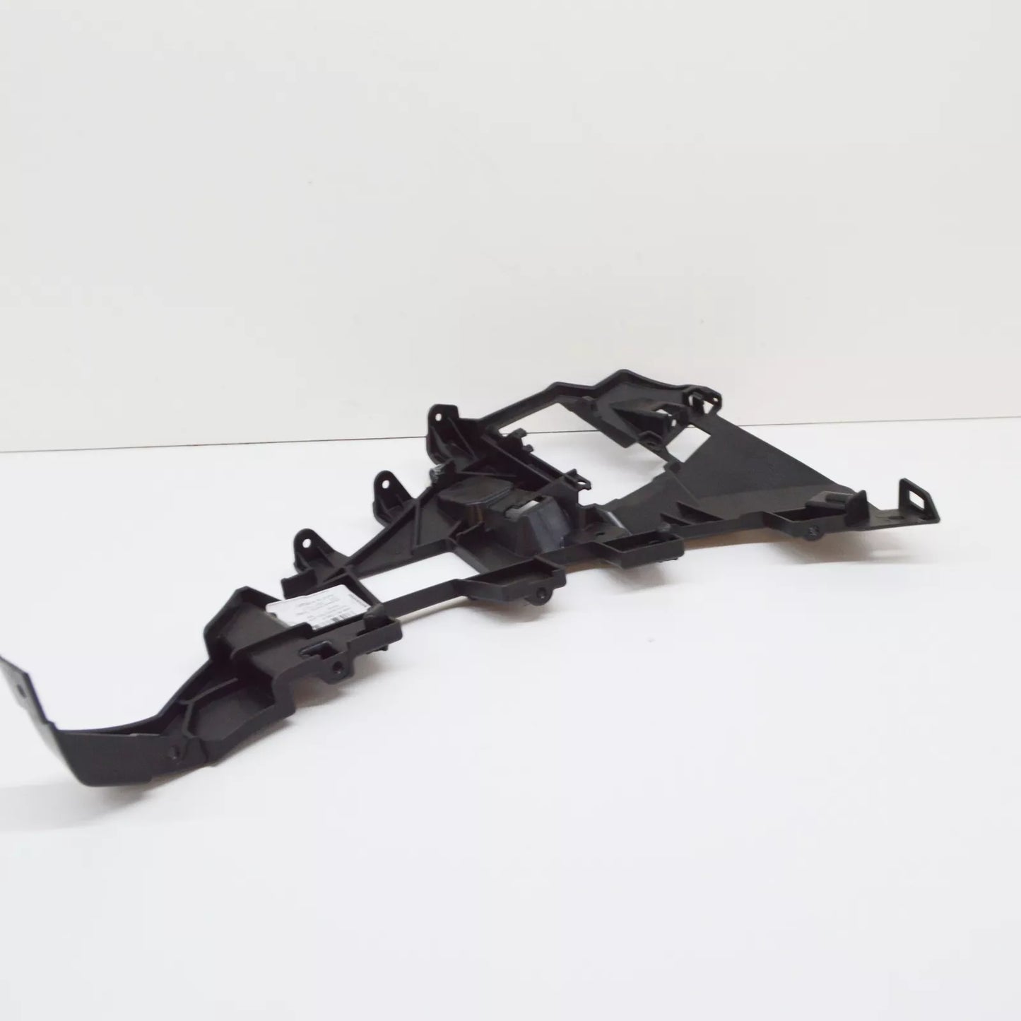 NEW AUDI Q8 FRONT BUMPER RIGHT CLOSING ELEMENT 4M8807096A ORIGINAL