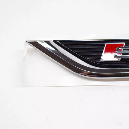 NEW AUDI A5 CABRIO 8W6 S-LINE FRONT LEFT WING BADGE LOGO 8W6853601BPUZ ORIGINAL