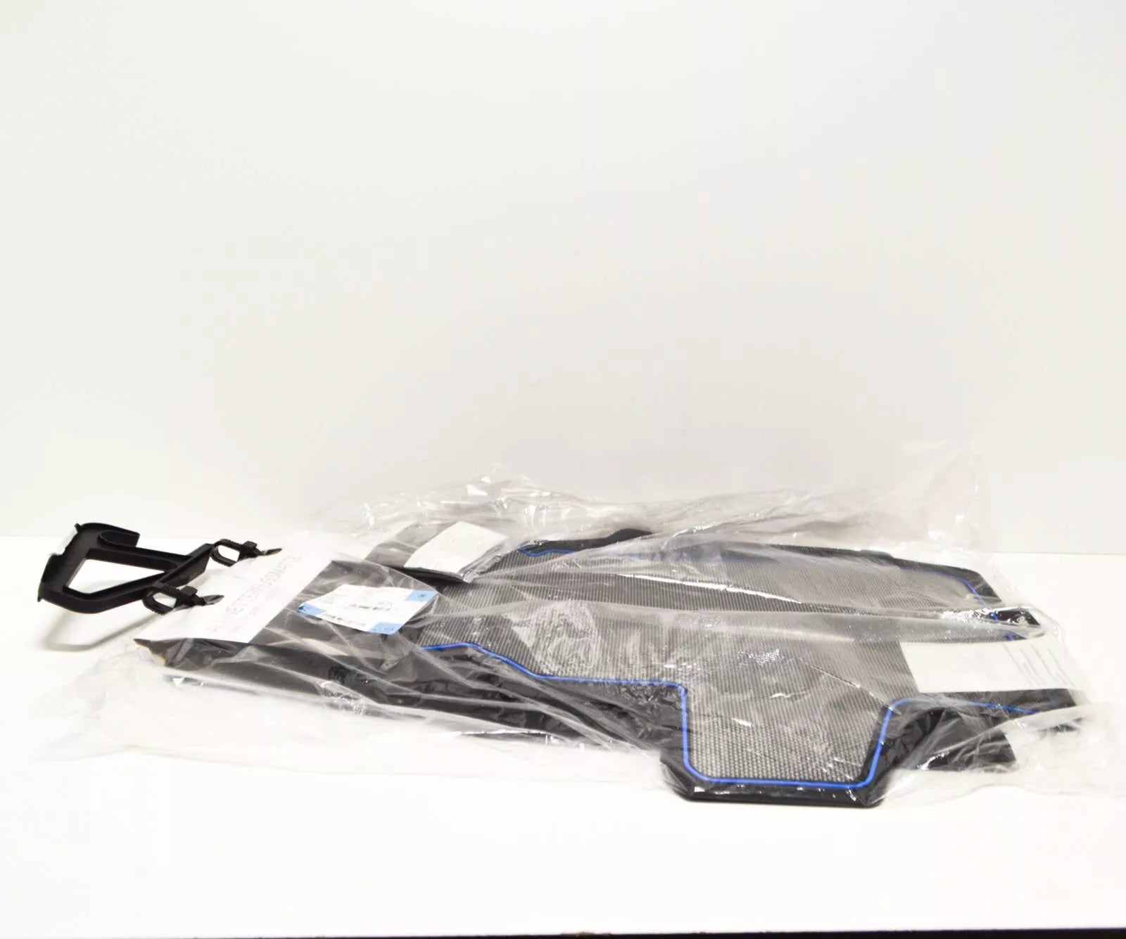 NEW BMW I3 I01 FRONT ALL-WEATHER FLOOR MAT PROTECTION LHD 51472348072 ORIGINAL