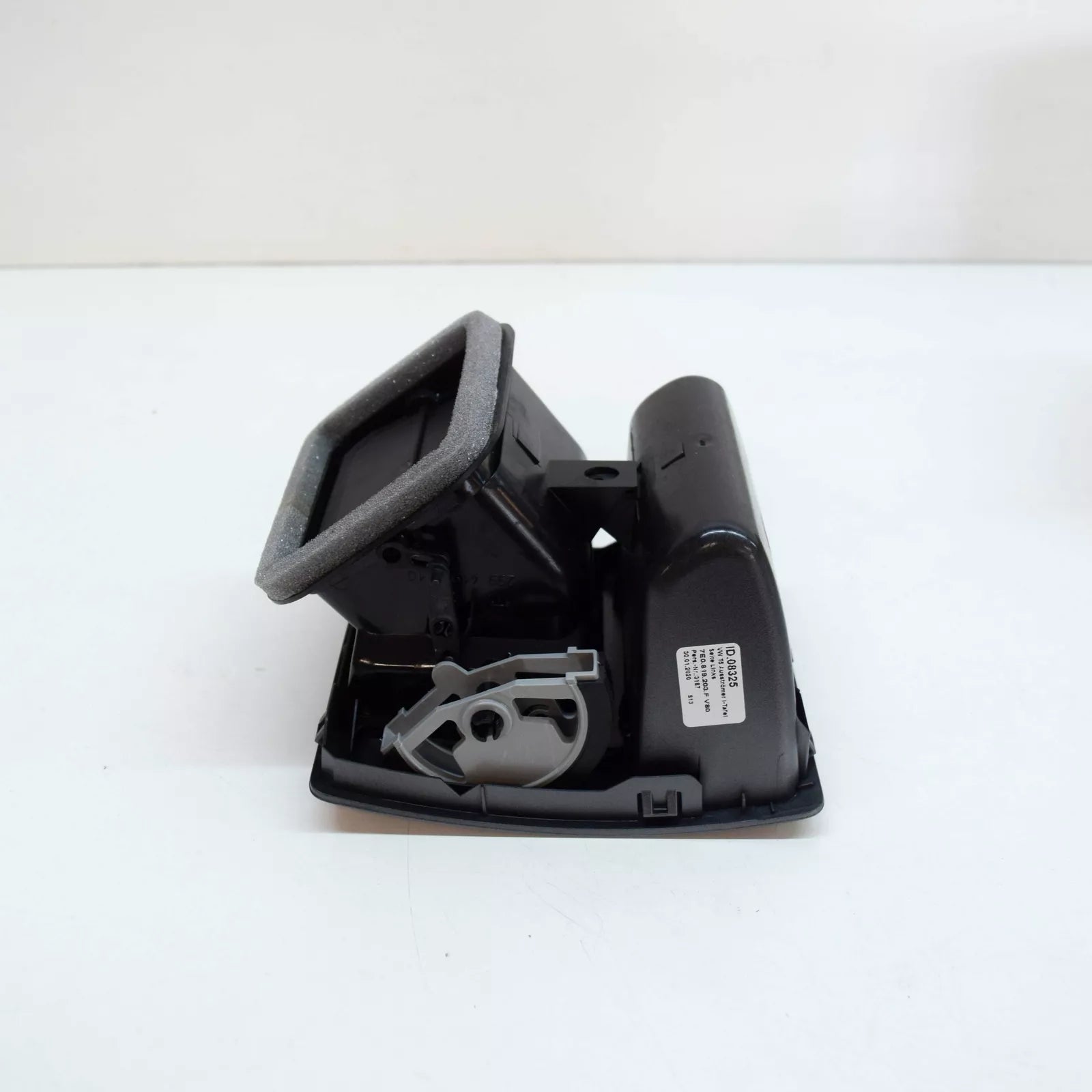 NEW VW TRANSPORTER T5 DASHBOARD LEFT AIR VENT 7E0819203FV80