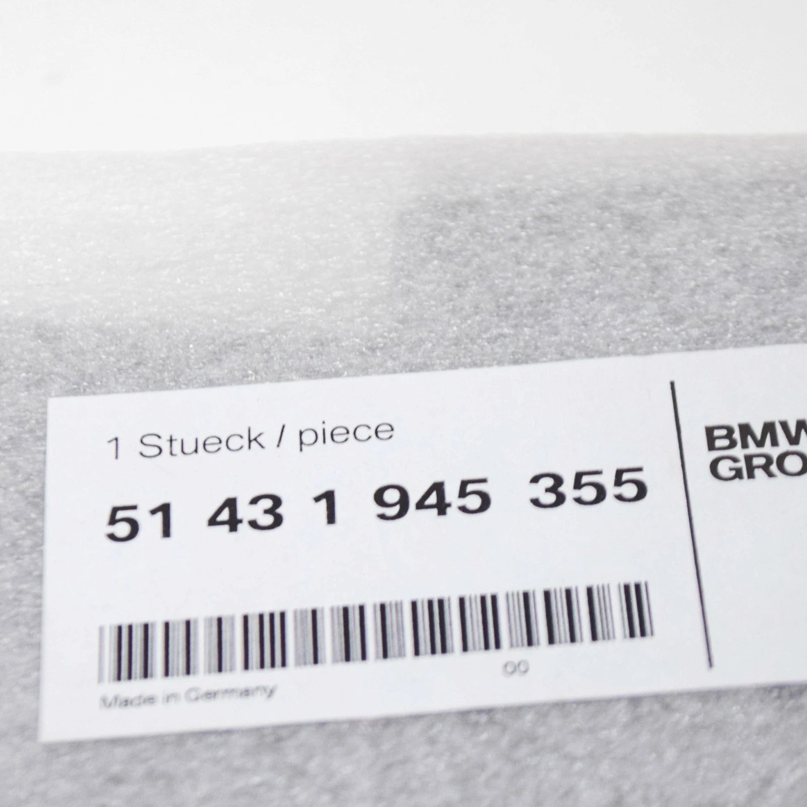 NEW BMW 3 E30 CONVERTIBLE REAR TOP LEFT COVERING LID 51431945355 ORIGINAL