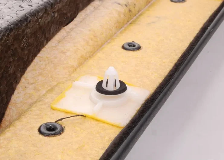 NEW MERCEDES-BENZ C COUPE CL203 FRONT RIGHT DOOR PANEL A20372016629D88 ORIGINAL