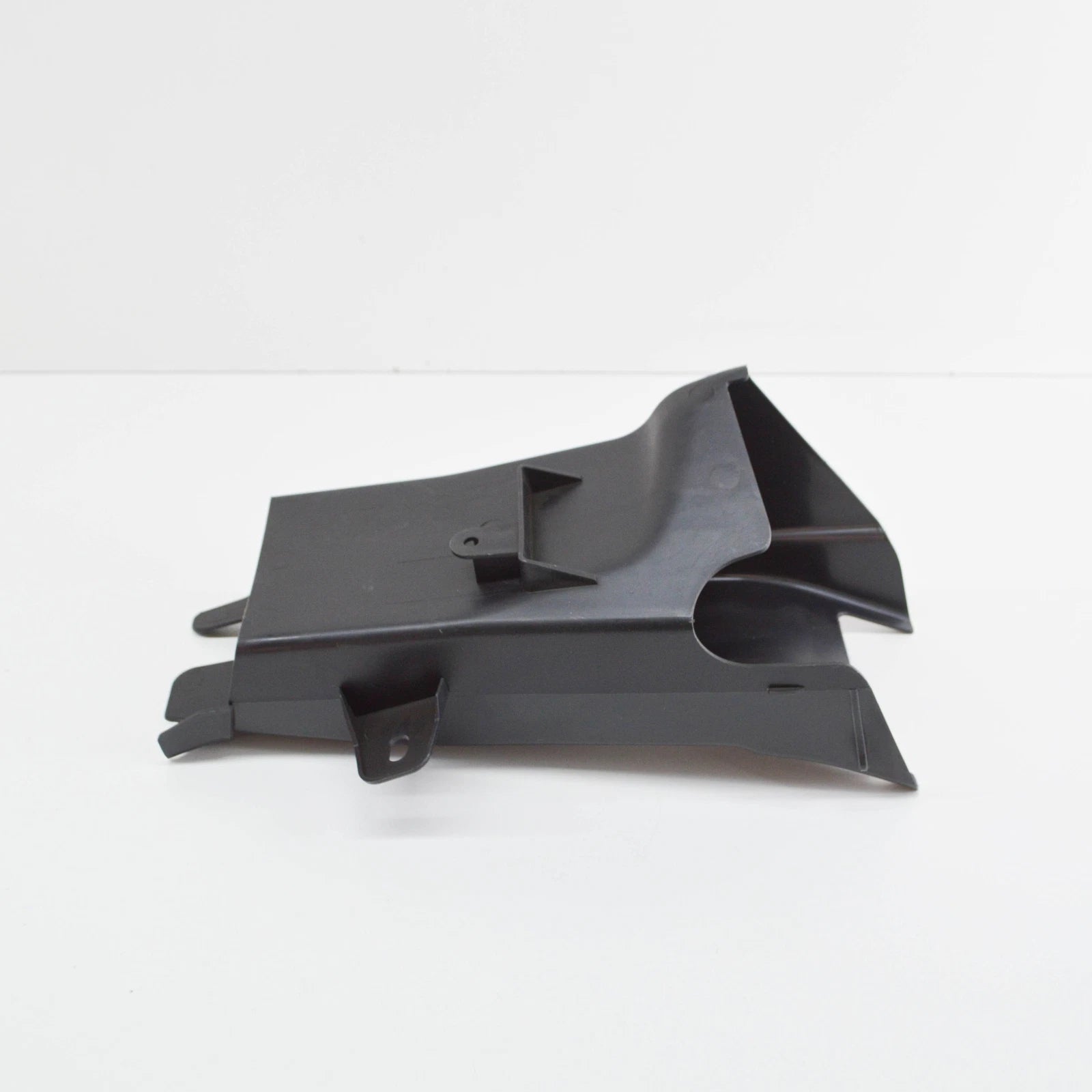 NEW BMW 5 GT F07 RIGHT BRAKE AIR DUCT M SPORT 51748049676 8049676 2015 ORIGINAL