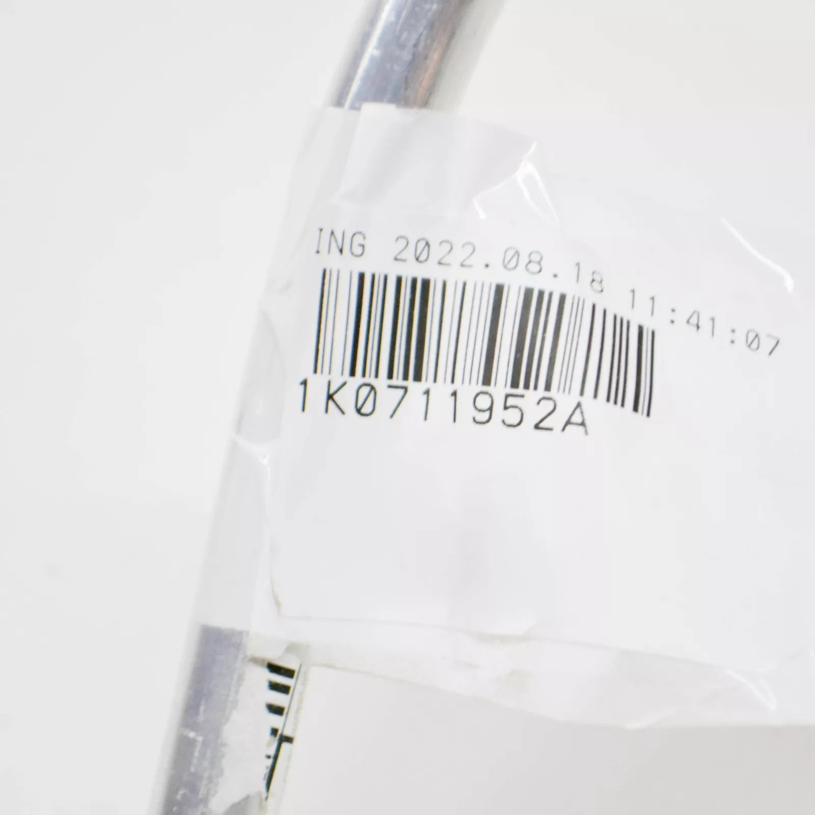 NEW AUDI A3 SPORTBACK 8P RIGHT PARKING BRAKE GUIDE TUBE 1K0711952A ORIGINAL