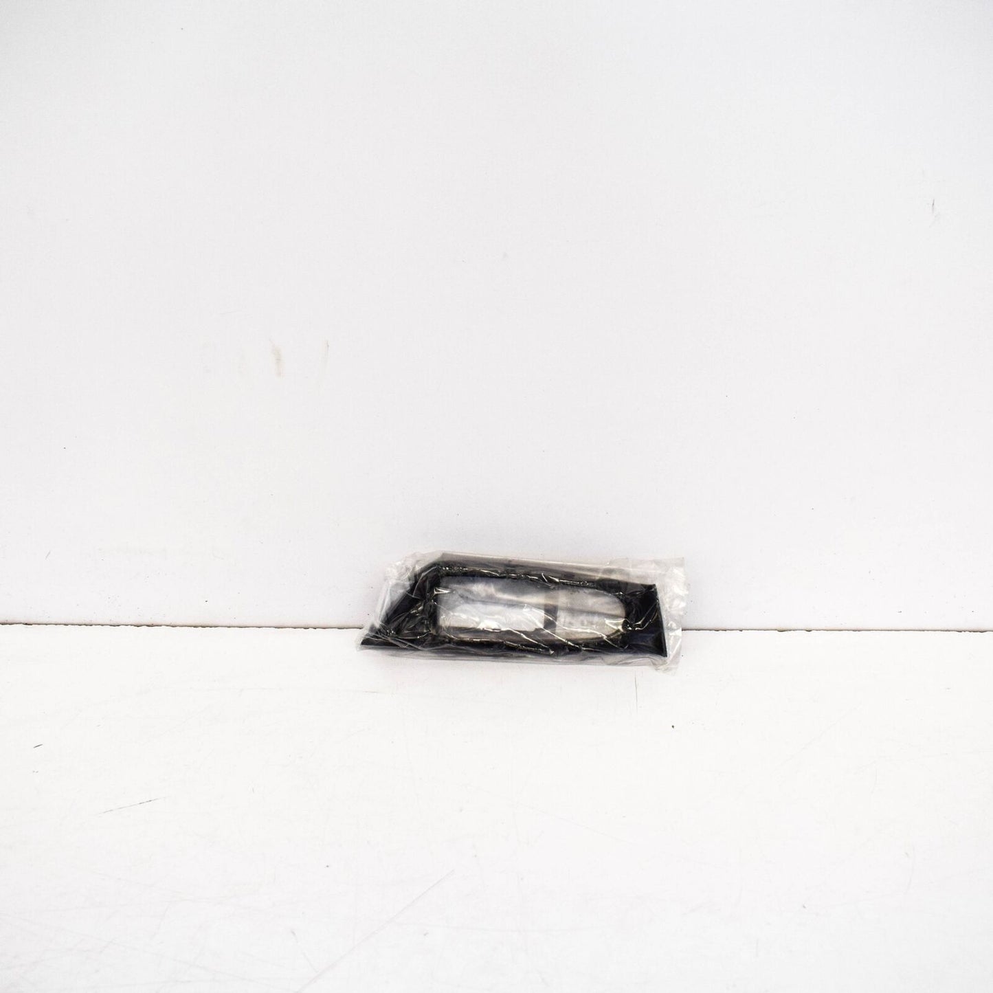 NEW MERCEDES BENZ E W212 INTERIOR COVERING PANEL A213720850064 9051 ORIGINAL