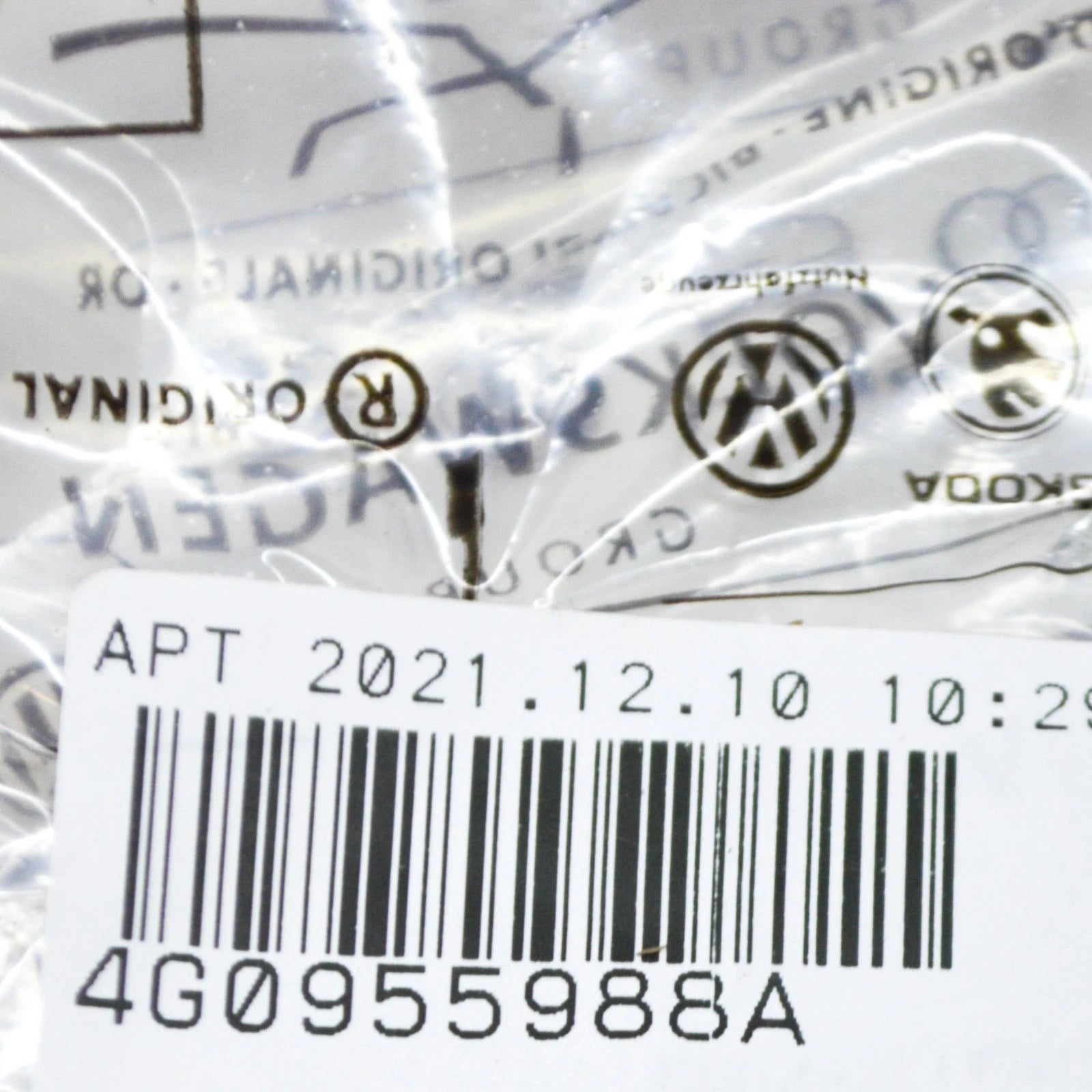 NEW AUDI A6 C7 FRONT RIGHT HEATED WINDSHIELD SPRAYER JET 4G0955988A ORIGINAL